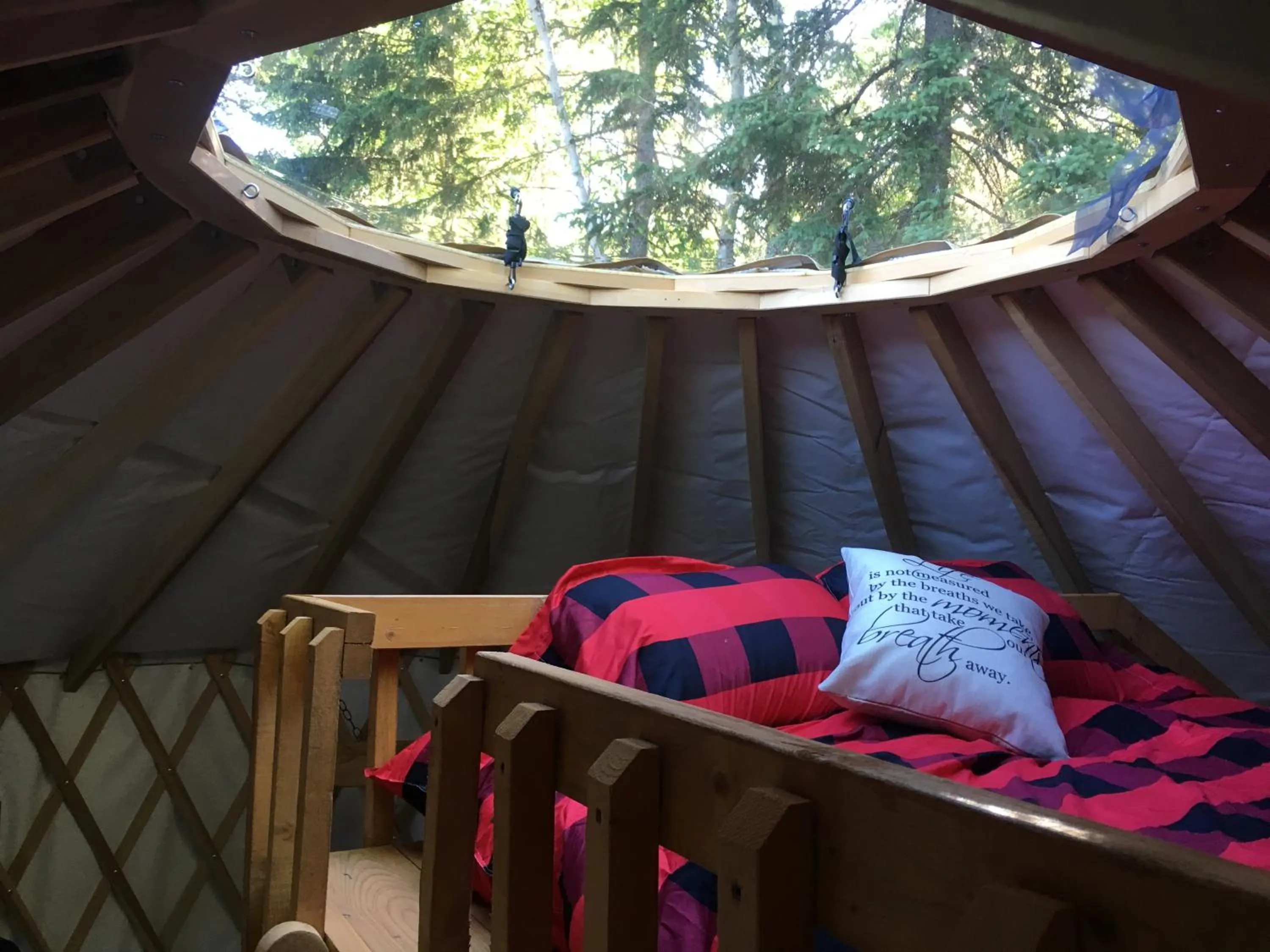 Bed in Les Racines du p'tit Isidore