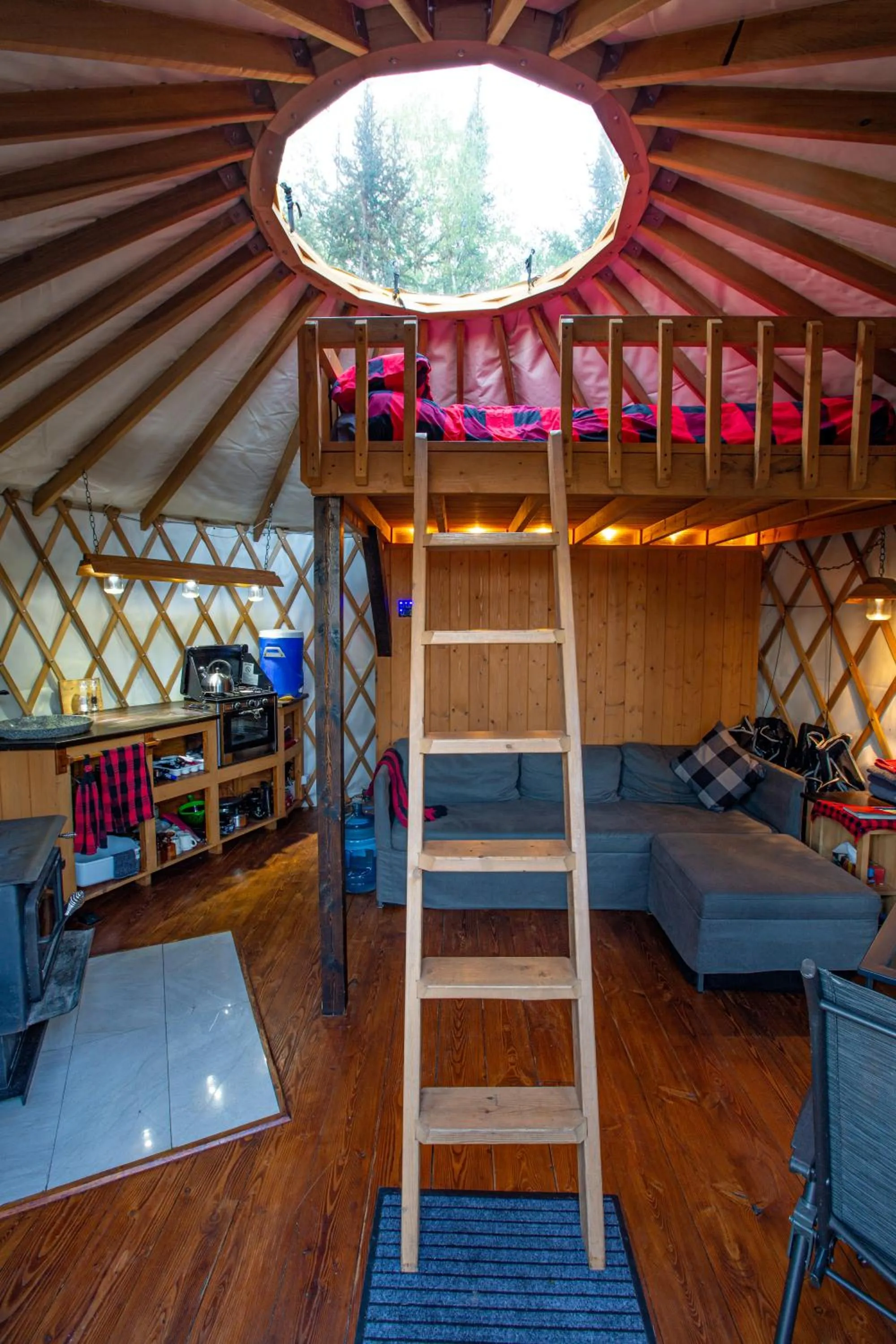 Photo of the whole room, Bed in Les Racines du p'tit Isidore