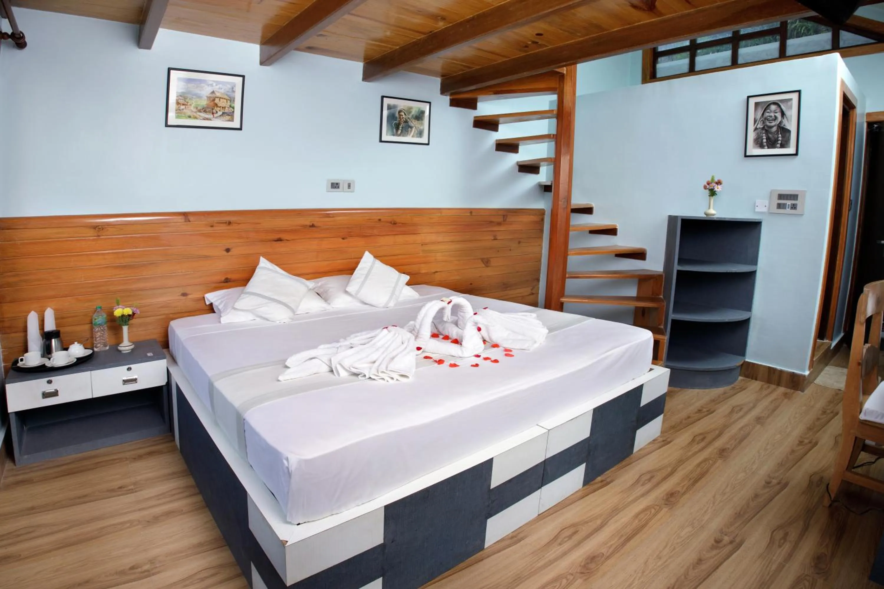 Bed in The Lapsi Tree