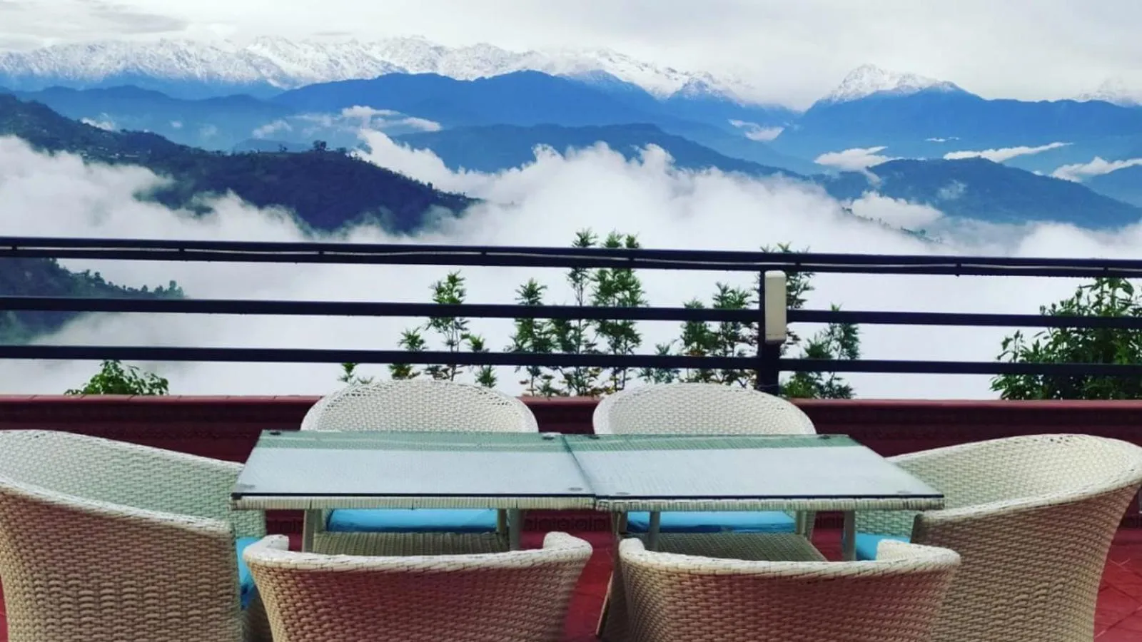 Mountain view in The Lapsi Tree