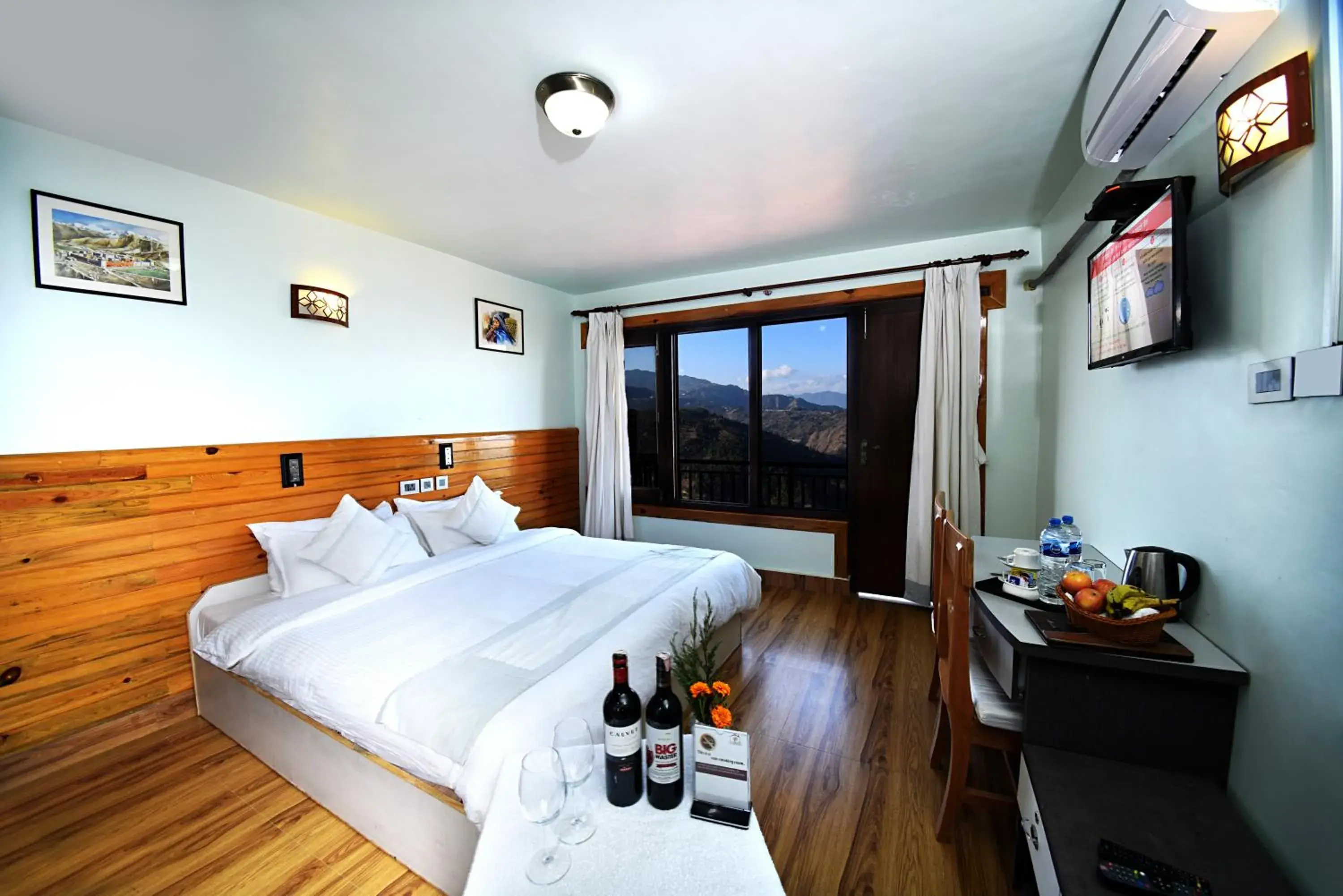 Mountain view, Bed in The Lapsi Tree Mountain view, Bed in The Lapsi Tree