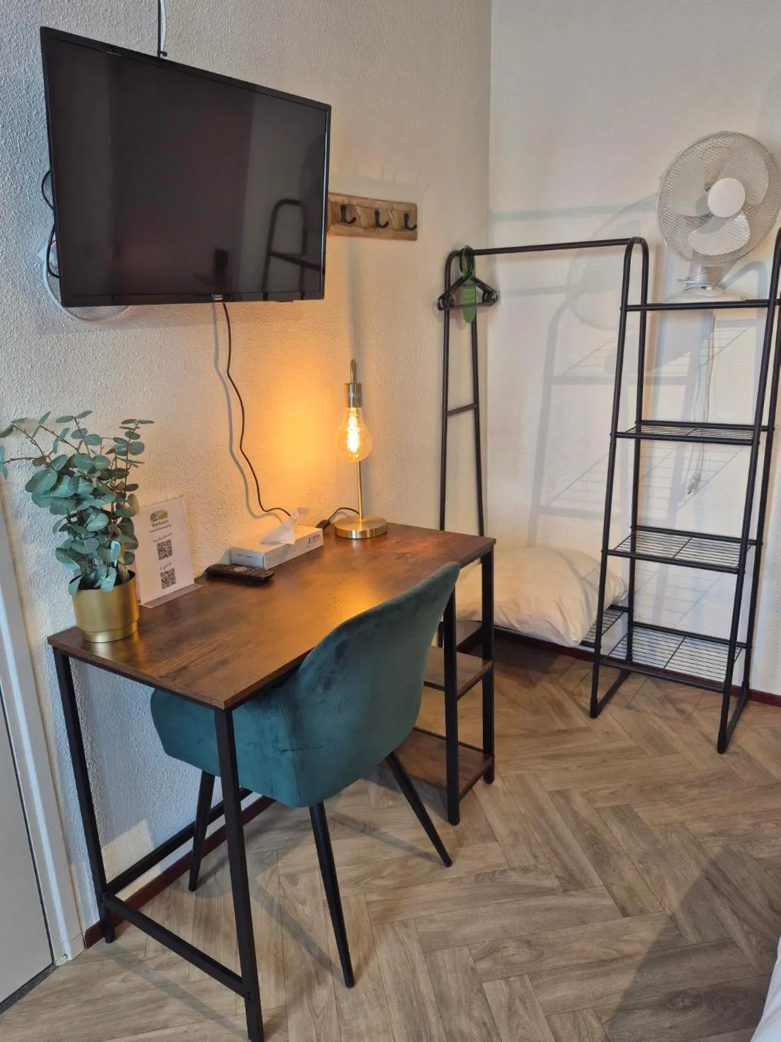 TV and multimedia, Bed in Hotel Restaurant 't Trefpunt