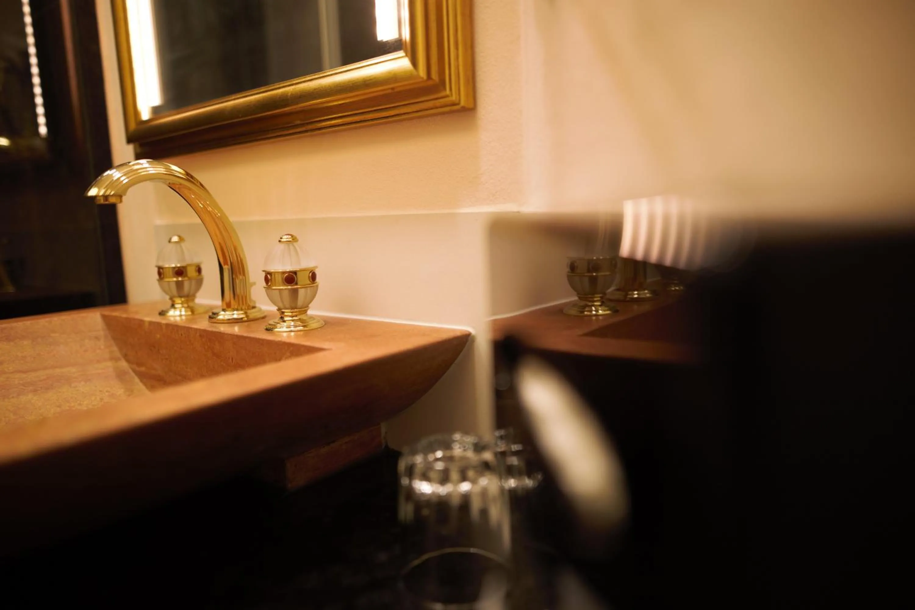 Bathroom in Meissmers Hotel