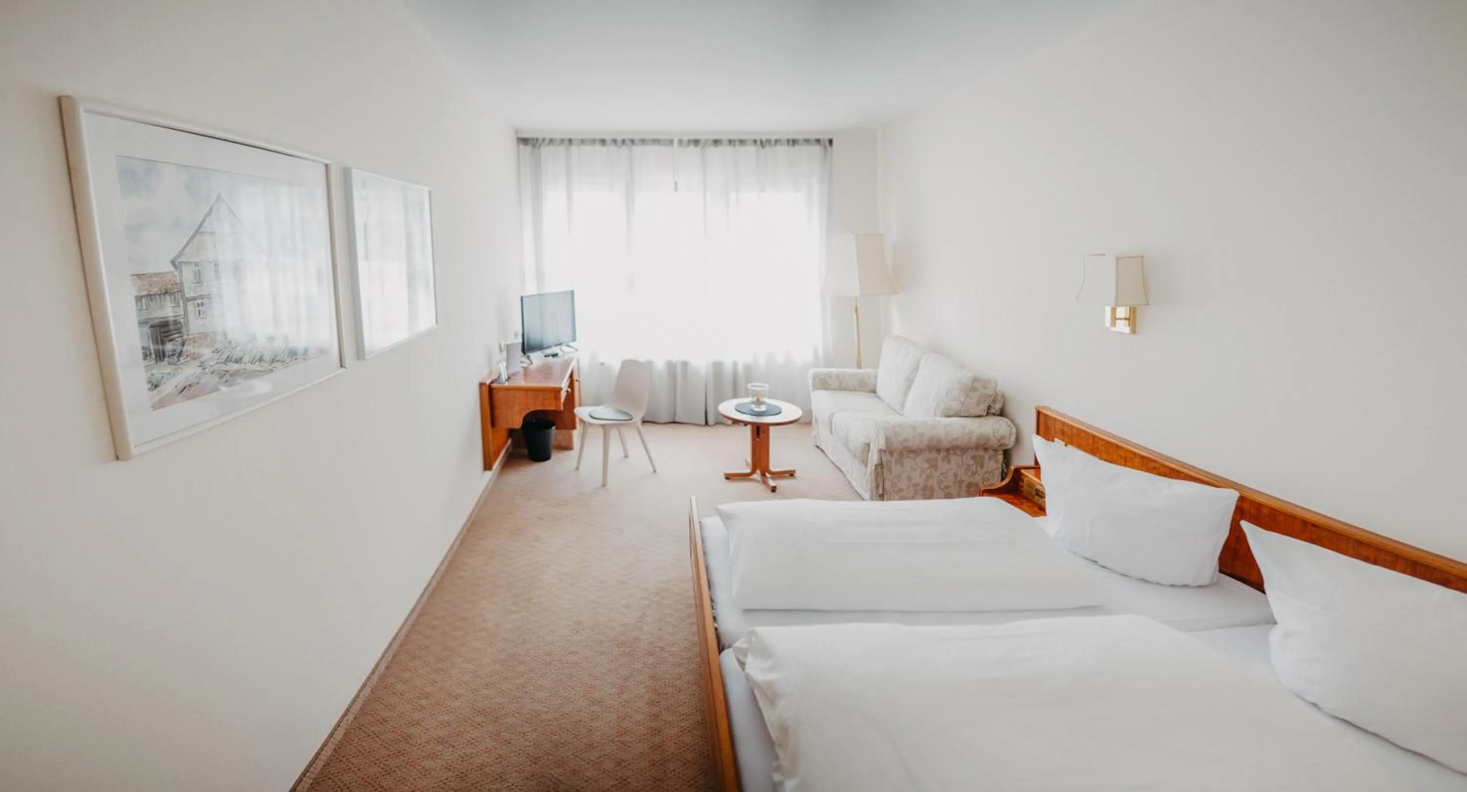 Photo of the whole room, Bed in Meissmers Hotel