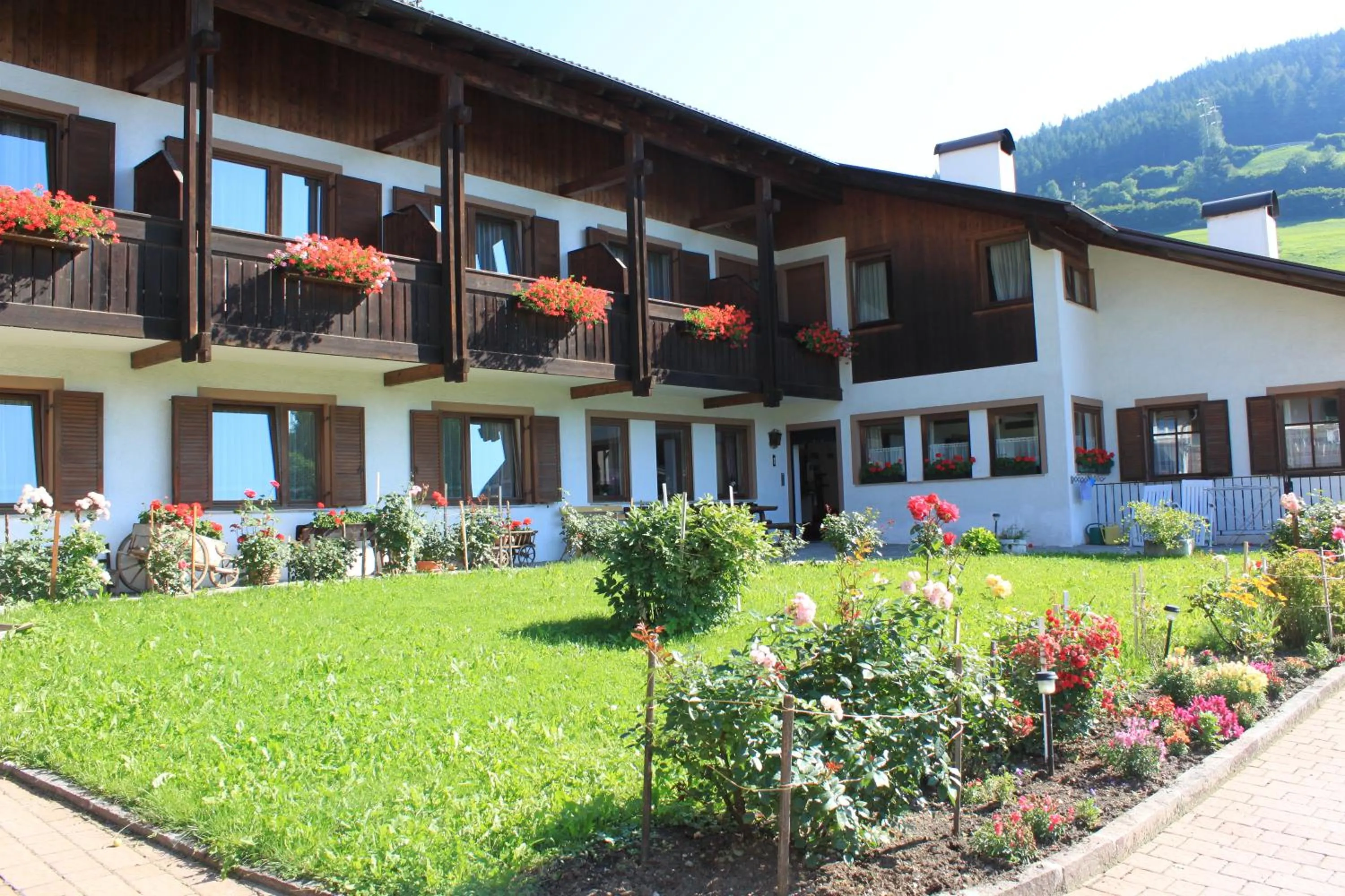 Property building in Residence die Färbe