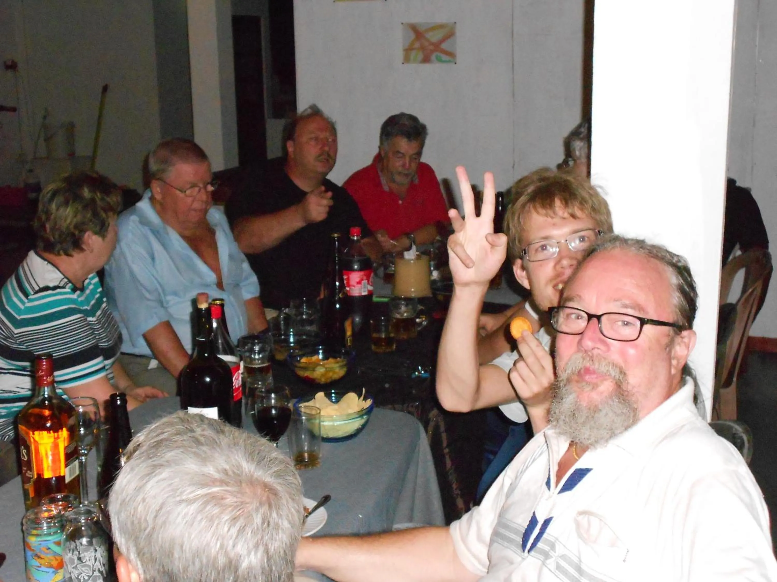 Restaurant/places to eat in Shanith Guesthouse Negombo , beach road