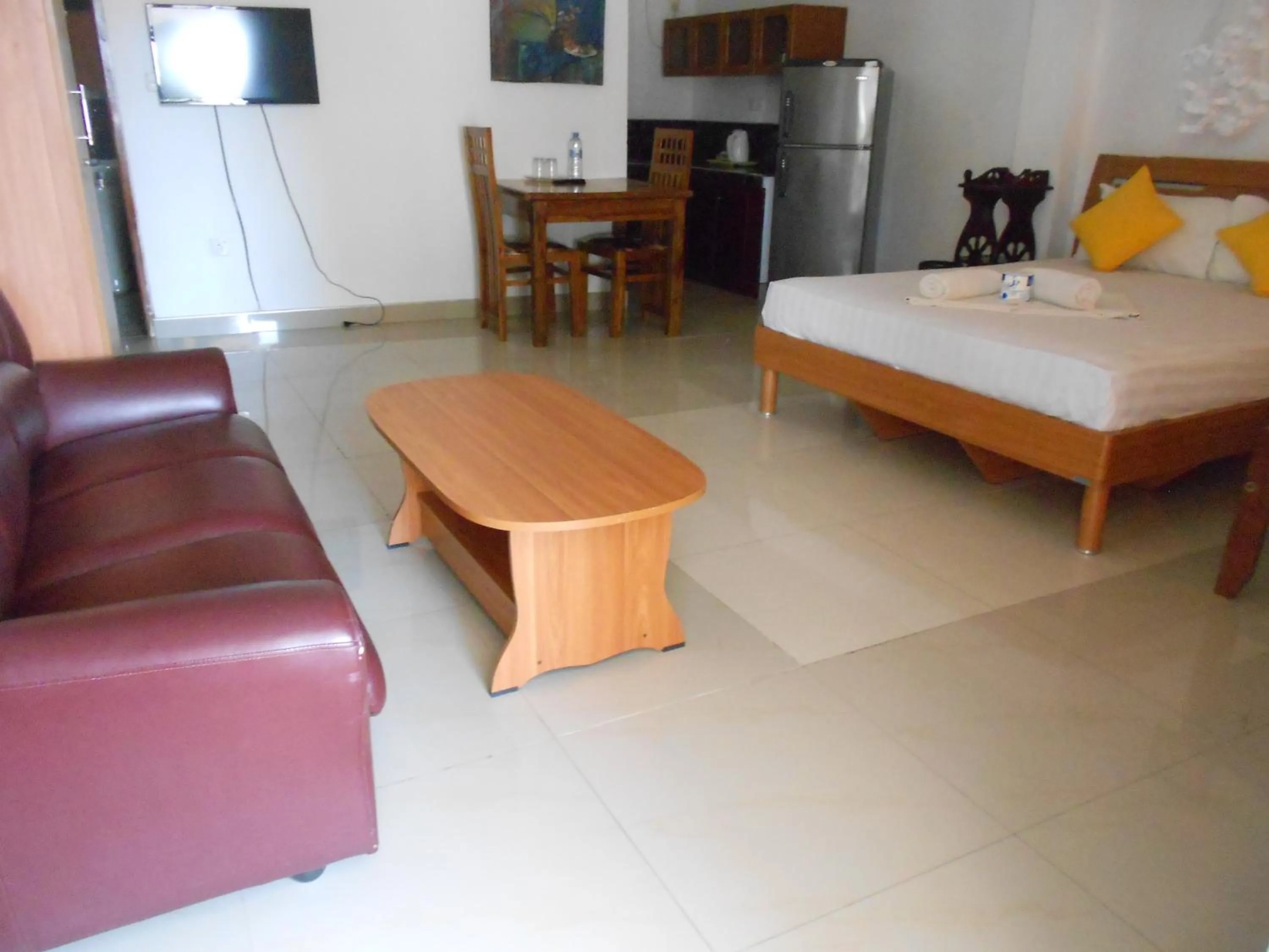 Bed in Shanith Guesthouse Negombo , beach road