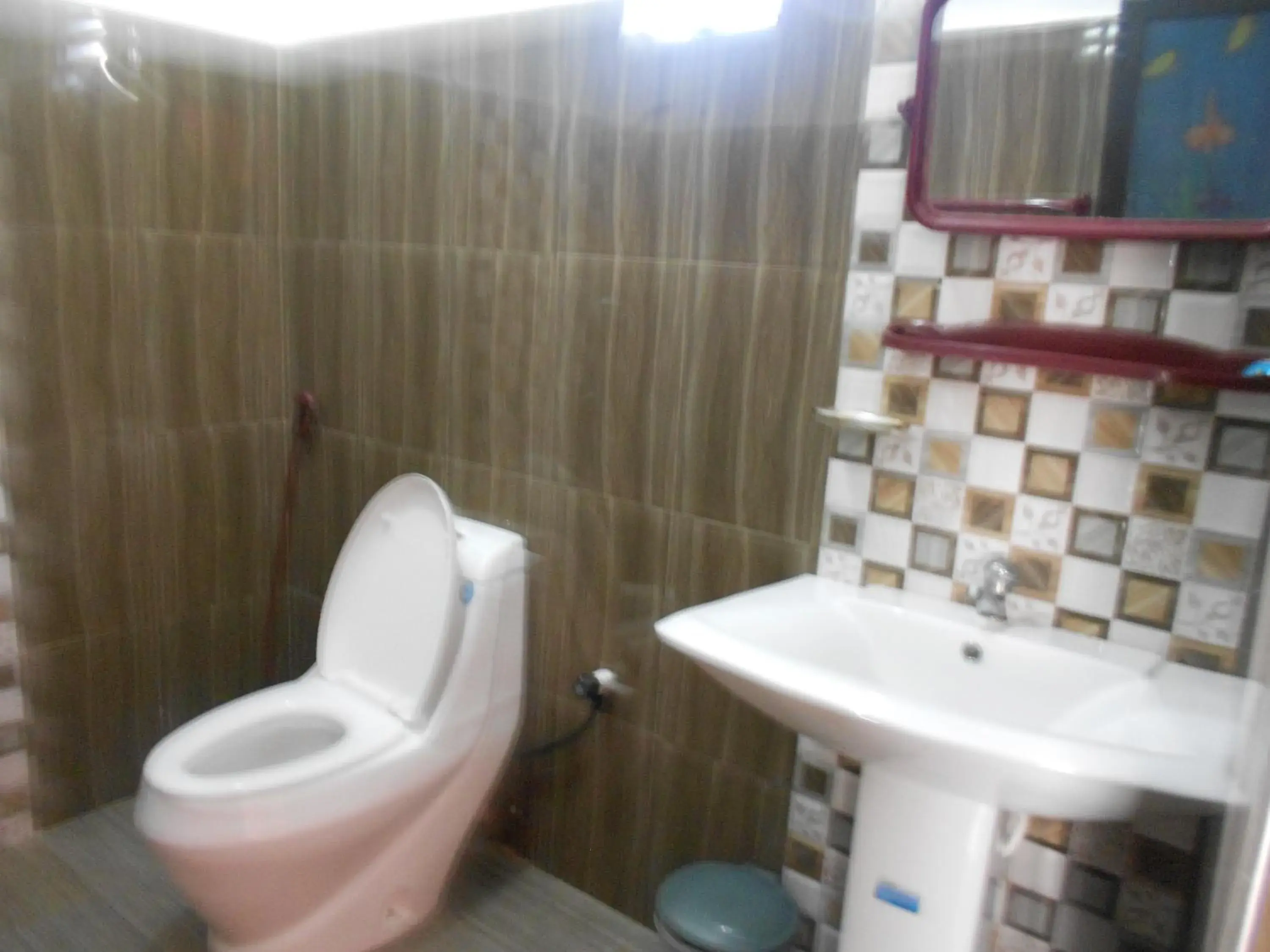 Standard Double Room - single occupancy in Shanith Guesthouse Negombo , beach road Standard Double Room - single occupancy in Shanith Guesthouse Negombo , beach road