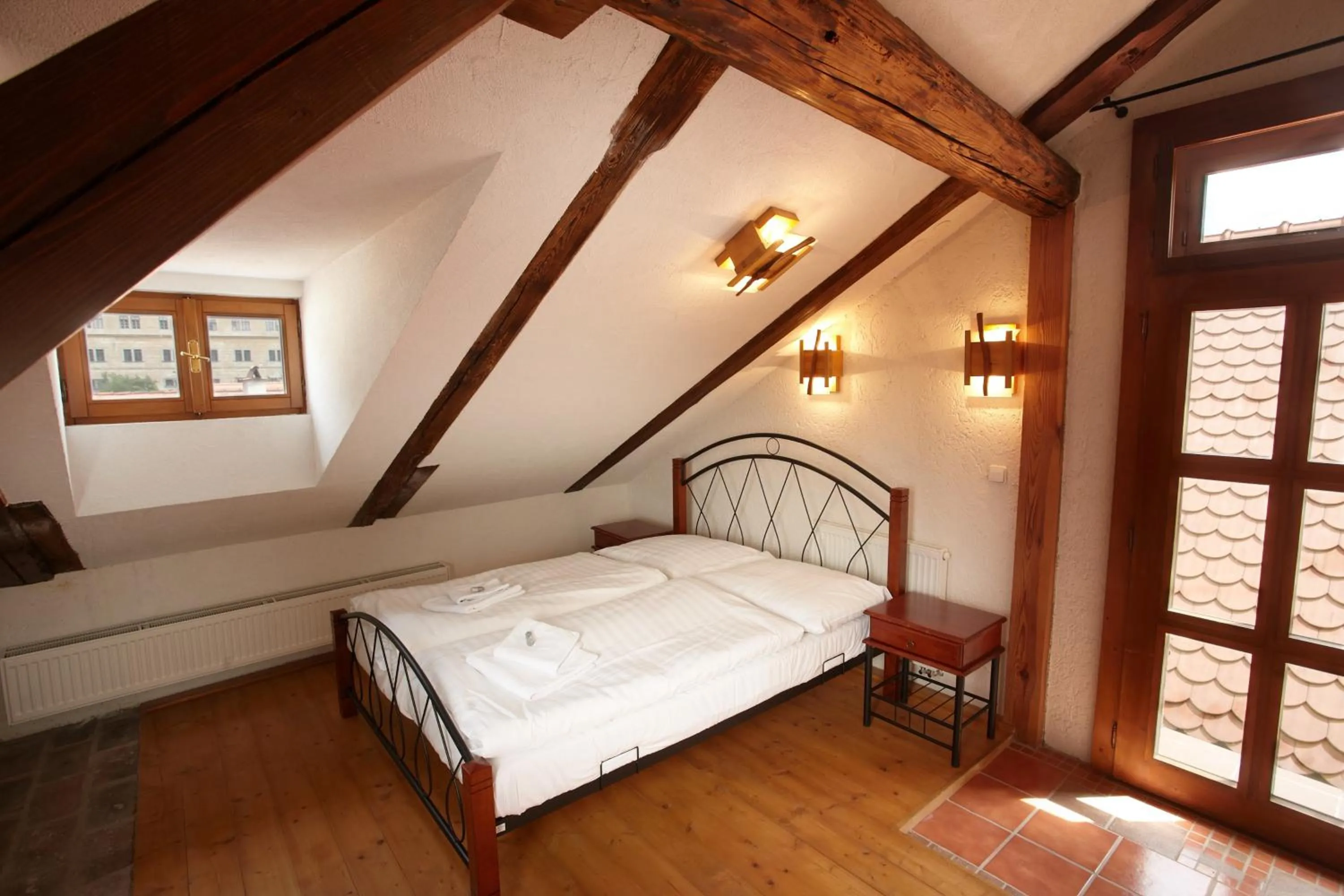 Attic Studio in Residence Muzeum Vltavínů