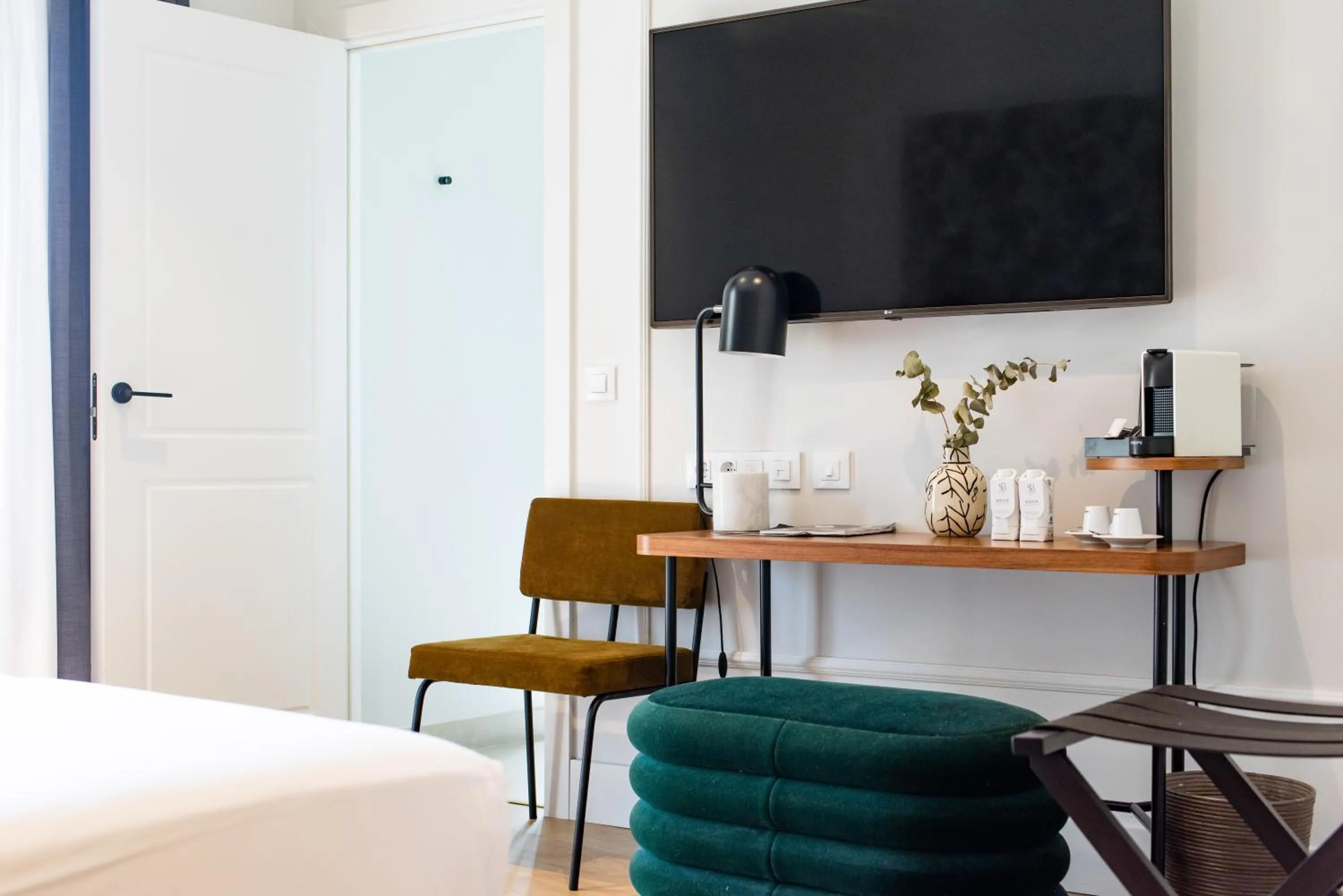 TV and multimedia, Bed in Soho Boutique Opera