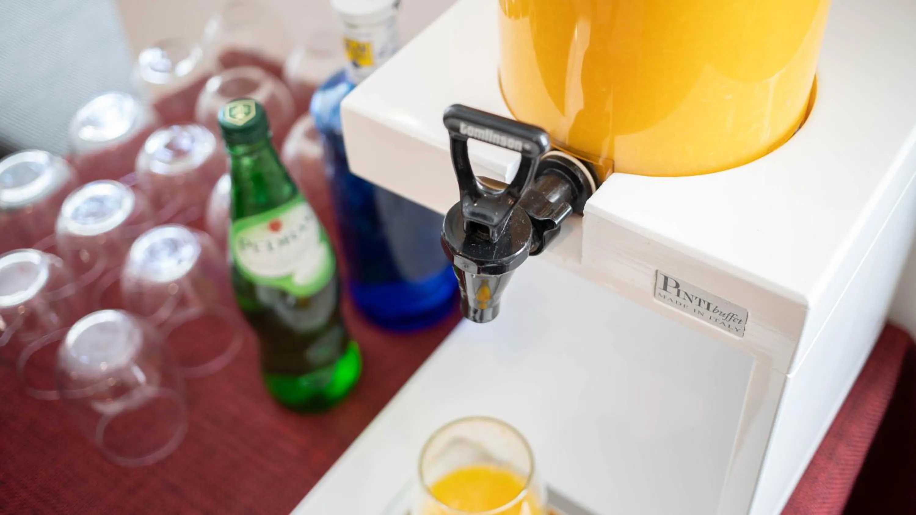 Buffet breakfast in Soho Boutique Opera