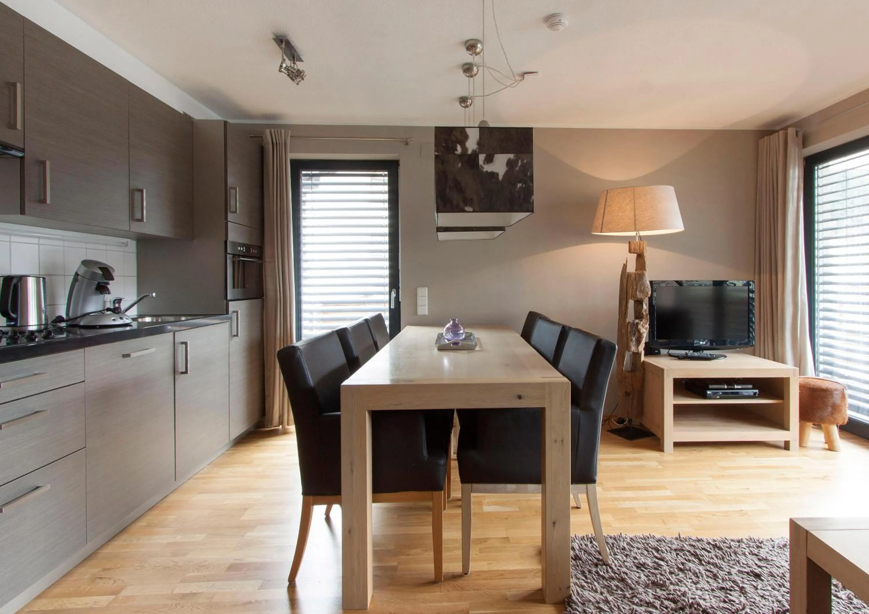 Dining area in Appart Laijola