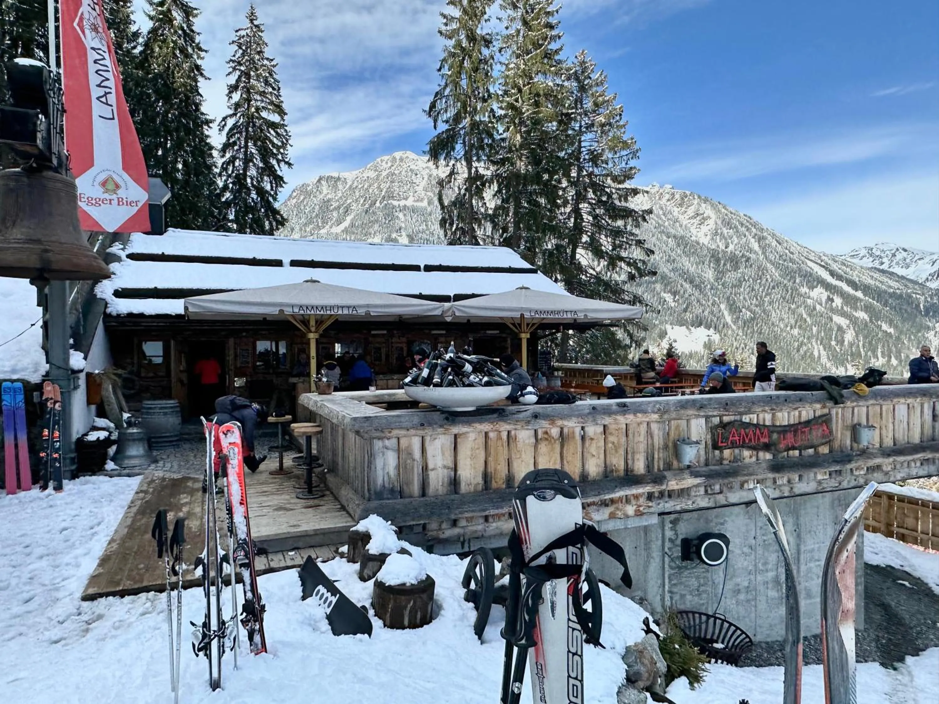 Restaurant/places to eat in Appart Laijola