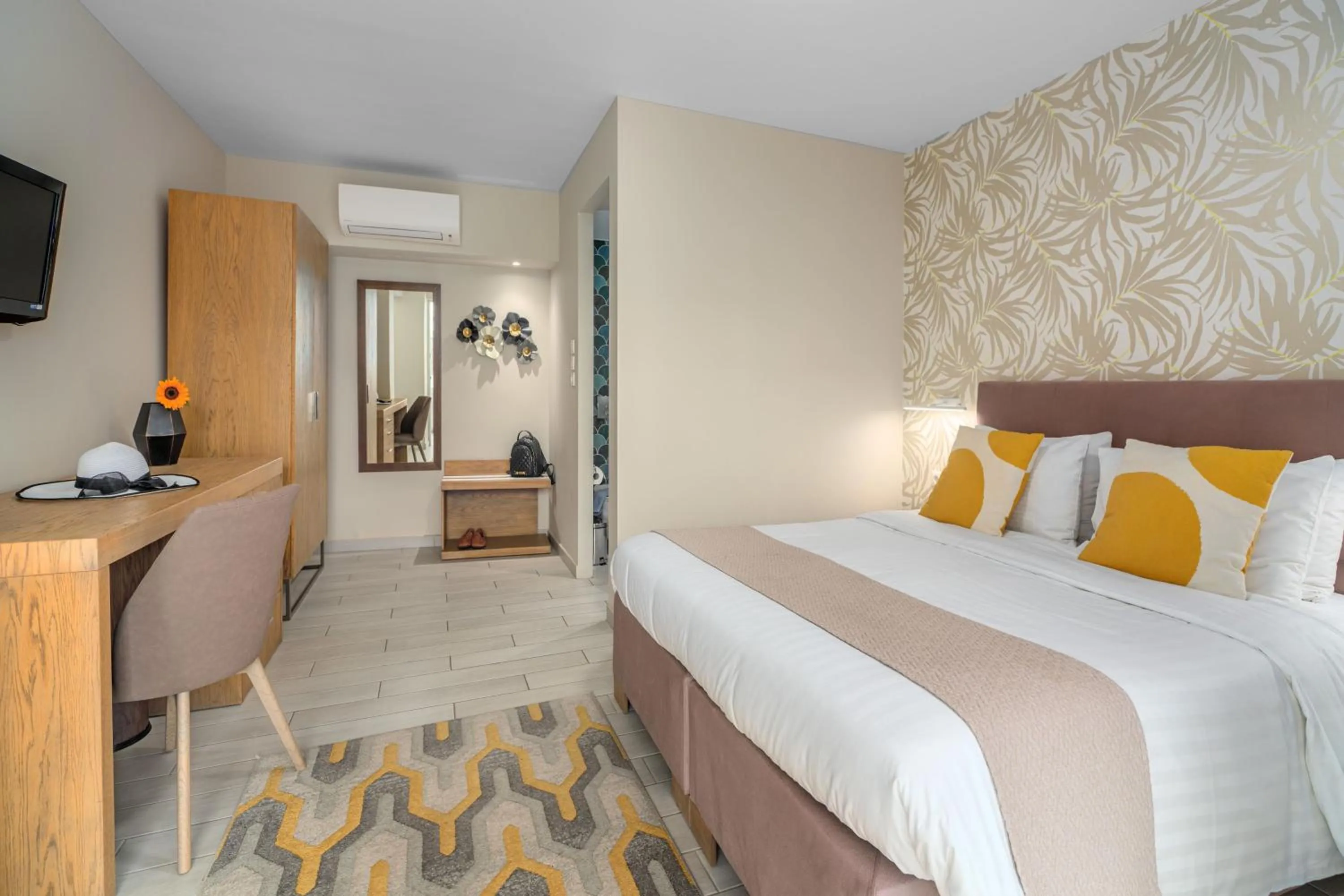 Bedroom, Bed in Maison 66, Riviera Hotels