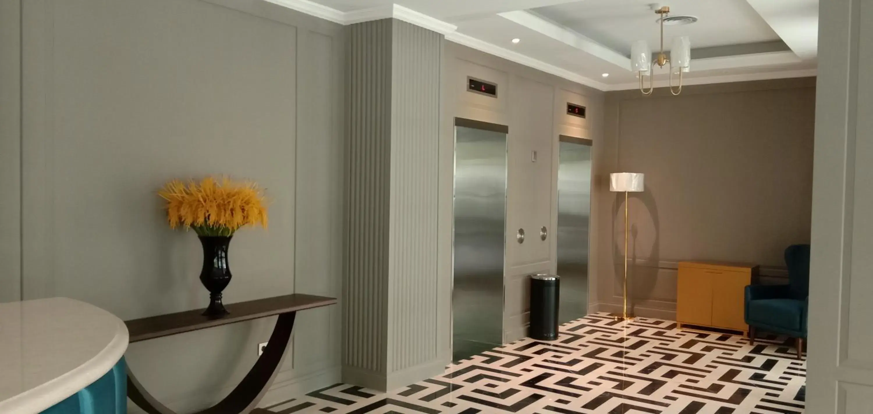 Lobby or reception in Hotel Shalva Jakarta Lobby or reception in Hotel Shalva Jakarta