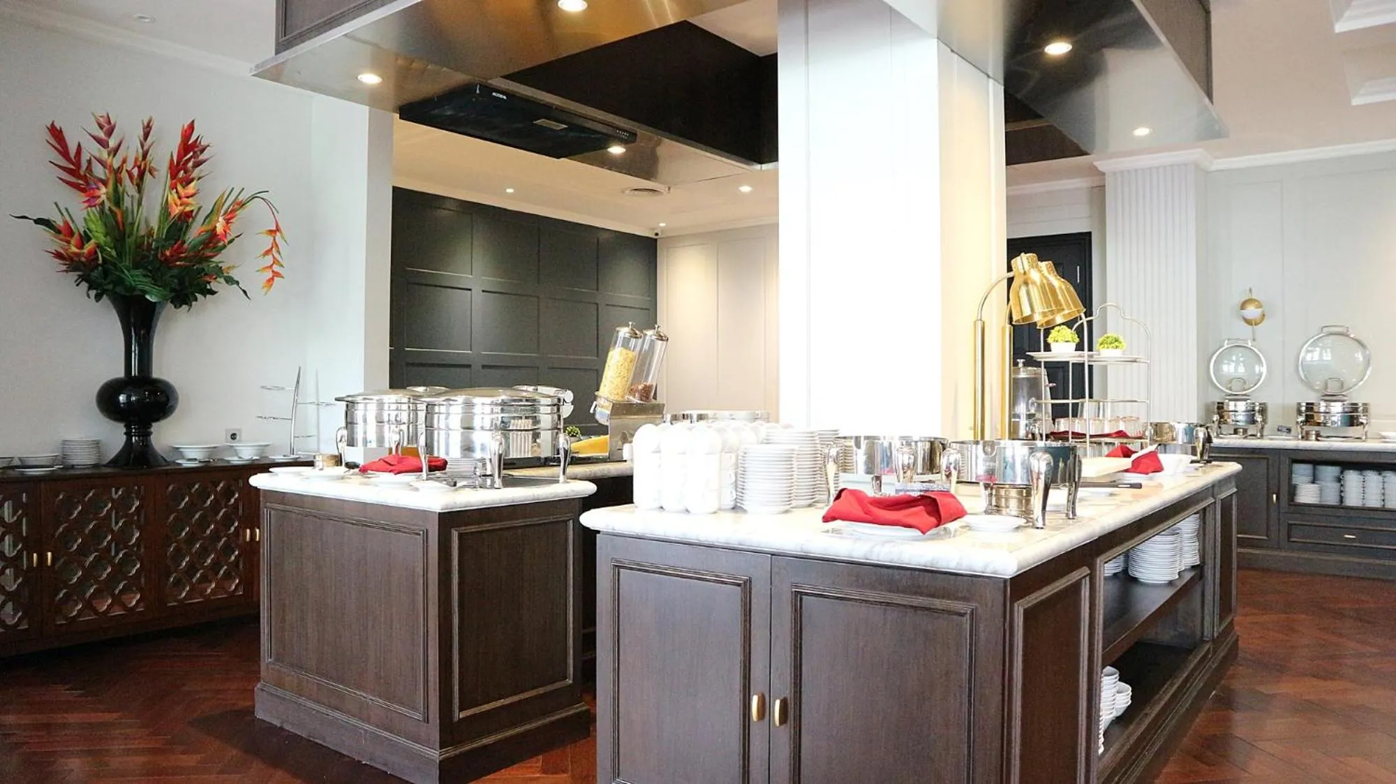 Restaurant/places to eat in Hotel Shalva Jakarta