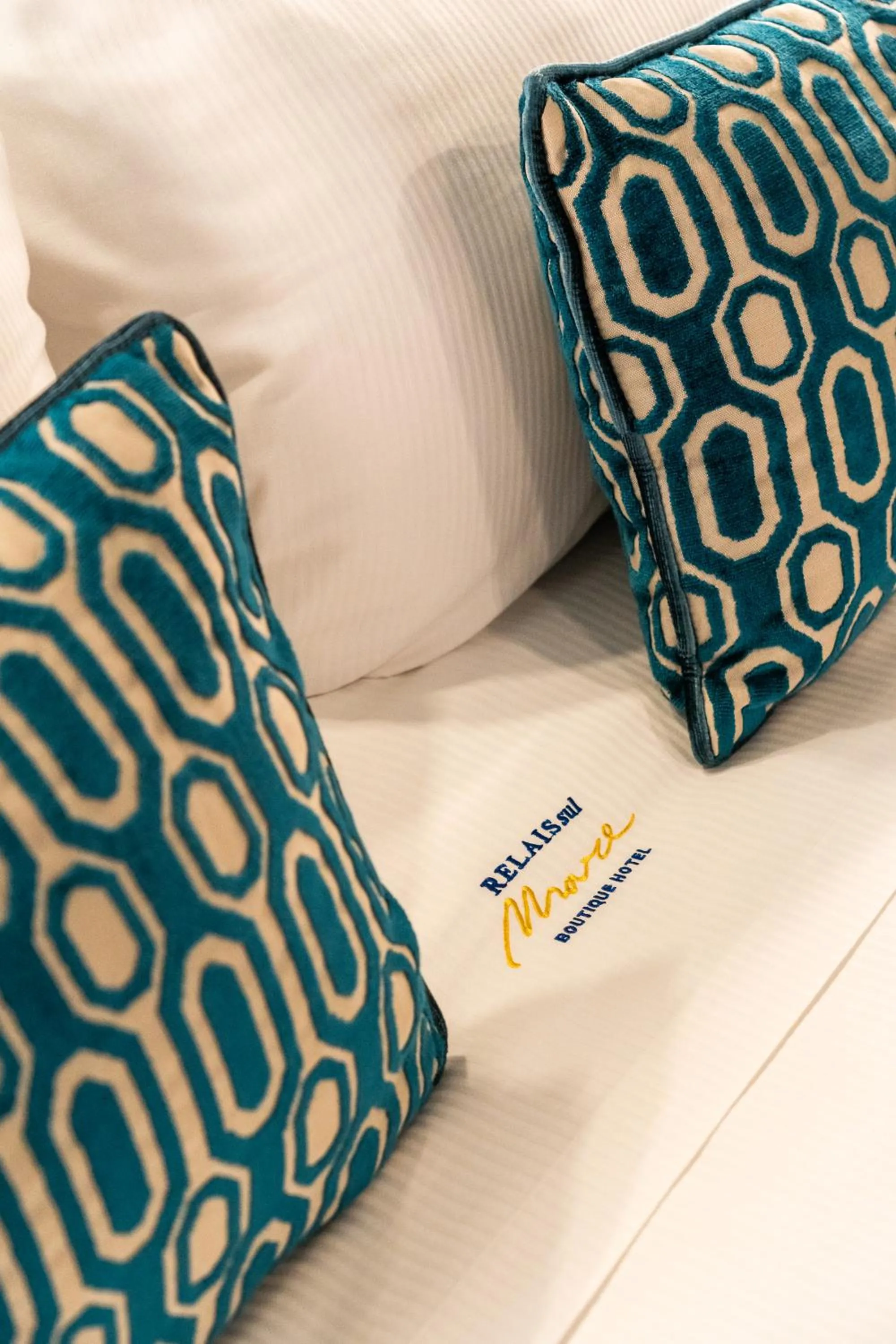 Bed in Relais sul Mare Boutique Hotel