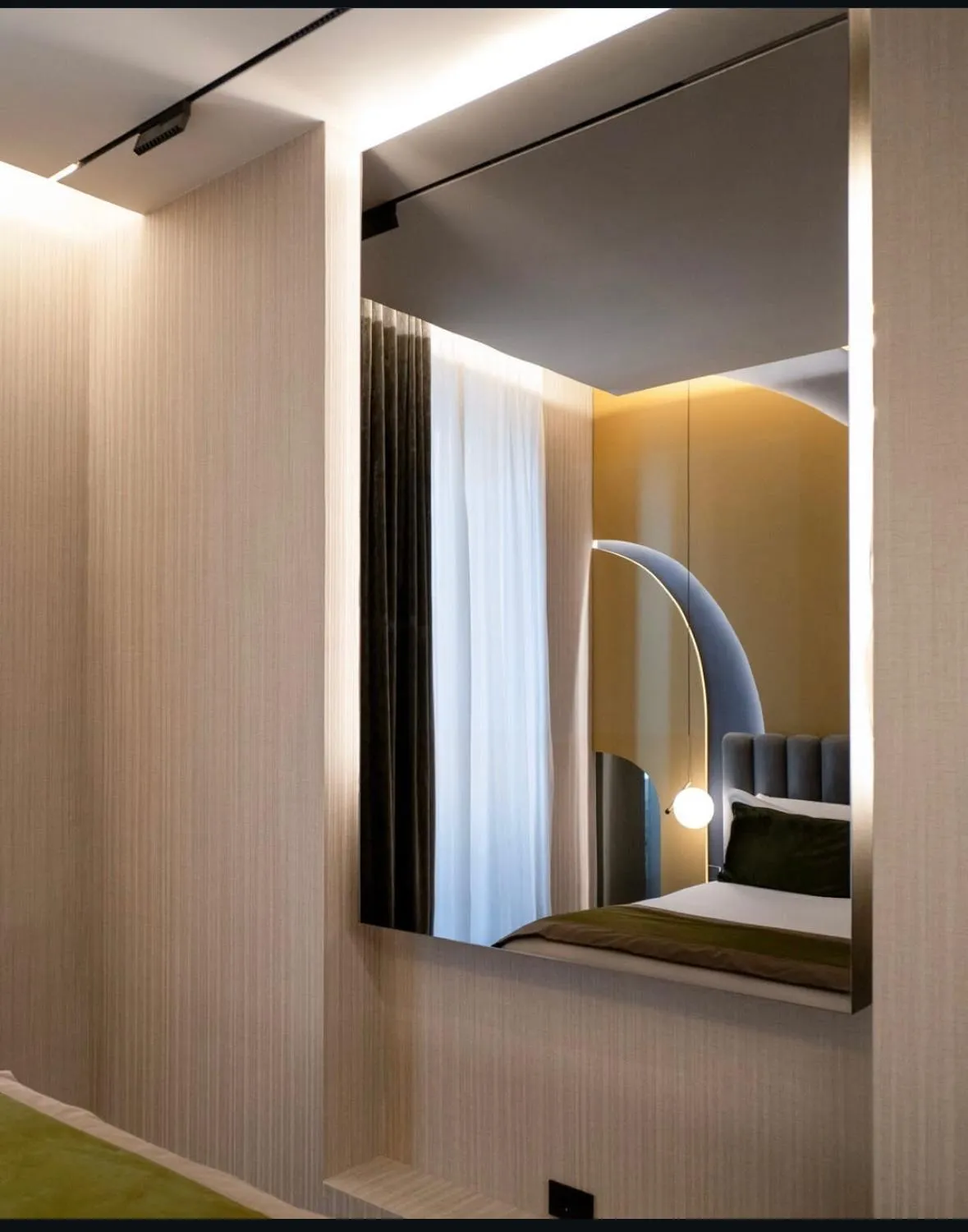 TV and multimedia in Relais sul Mare Boutique Hotel