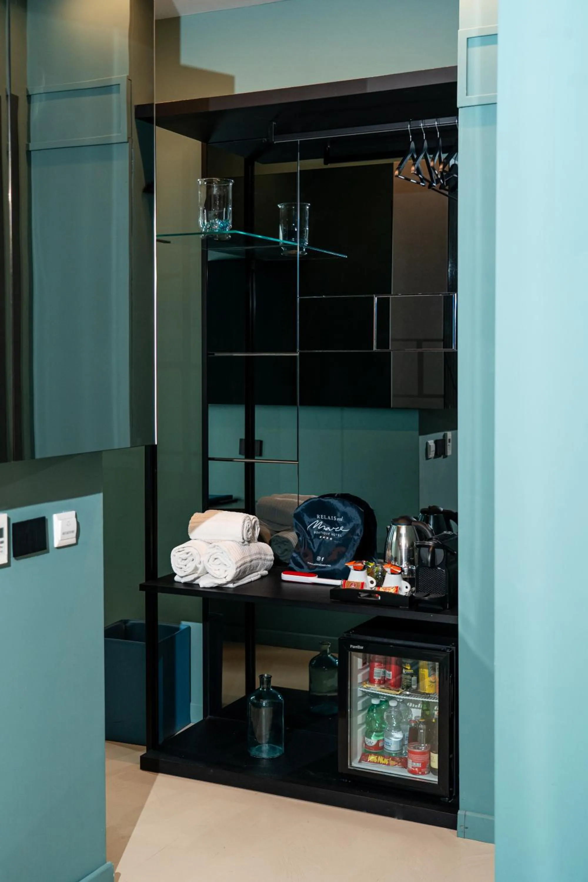 Coffee/tea facilities in Relais sul Mare Boutique Hotel