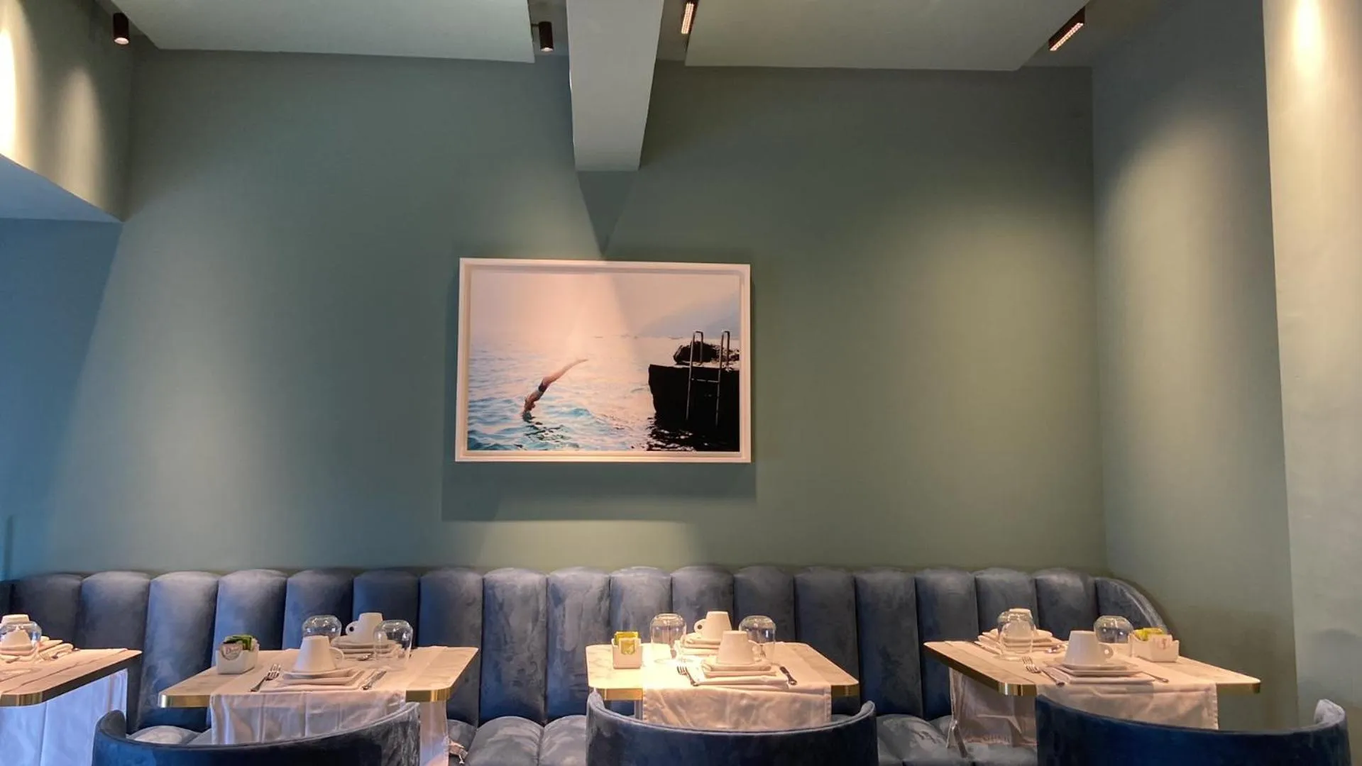 Restaurant/places to eat in Relais sul Mare Boutique Hotel