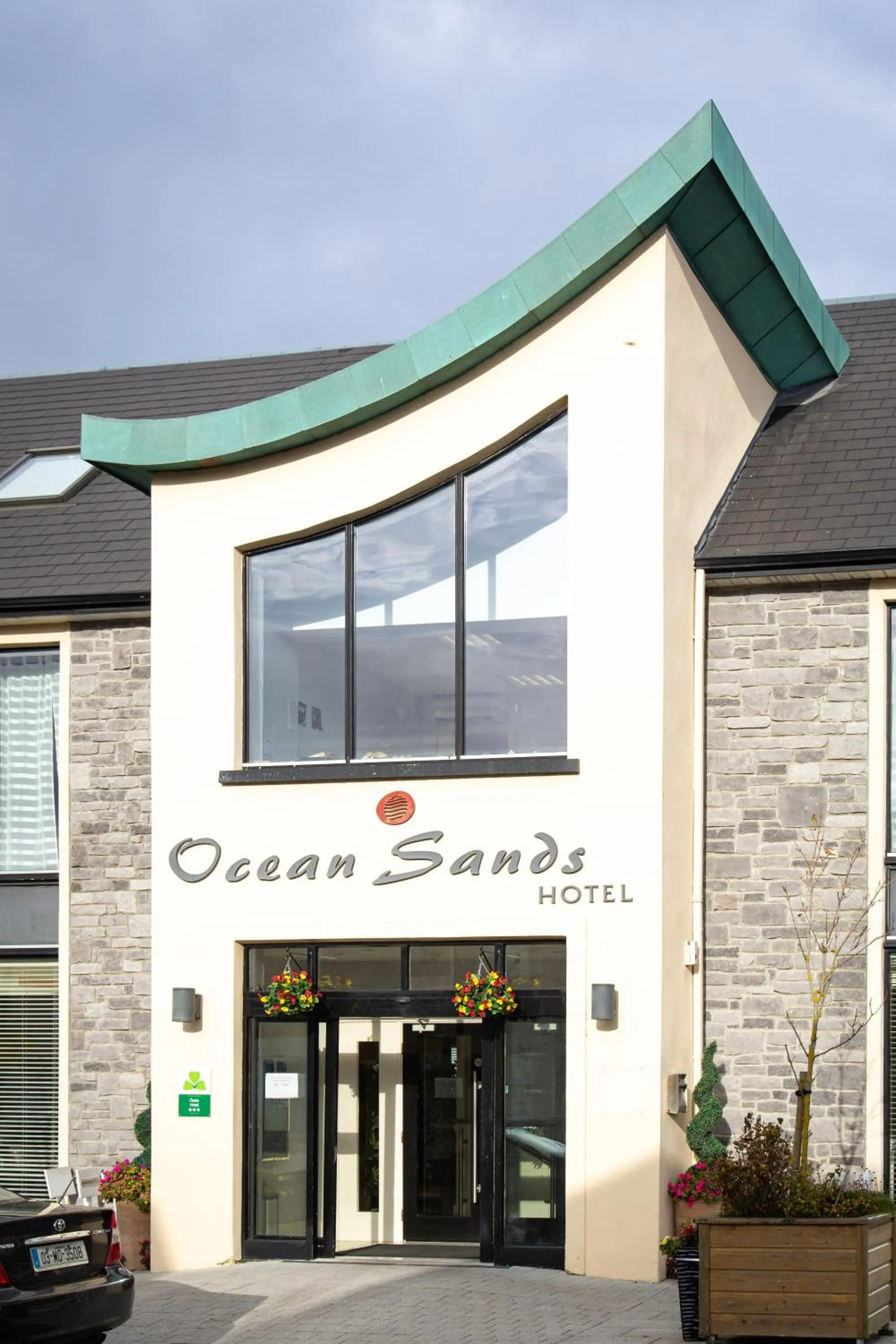 Facade/entrance in Ocean Sands Hotel & Spa
