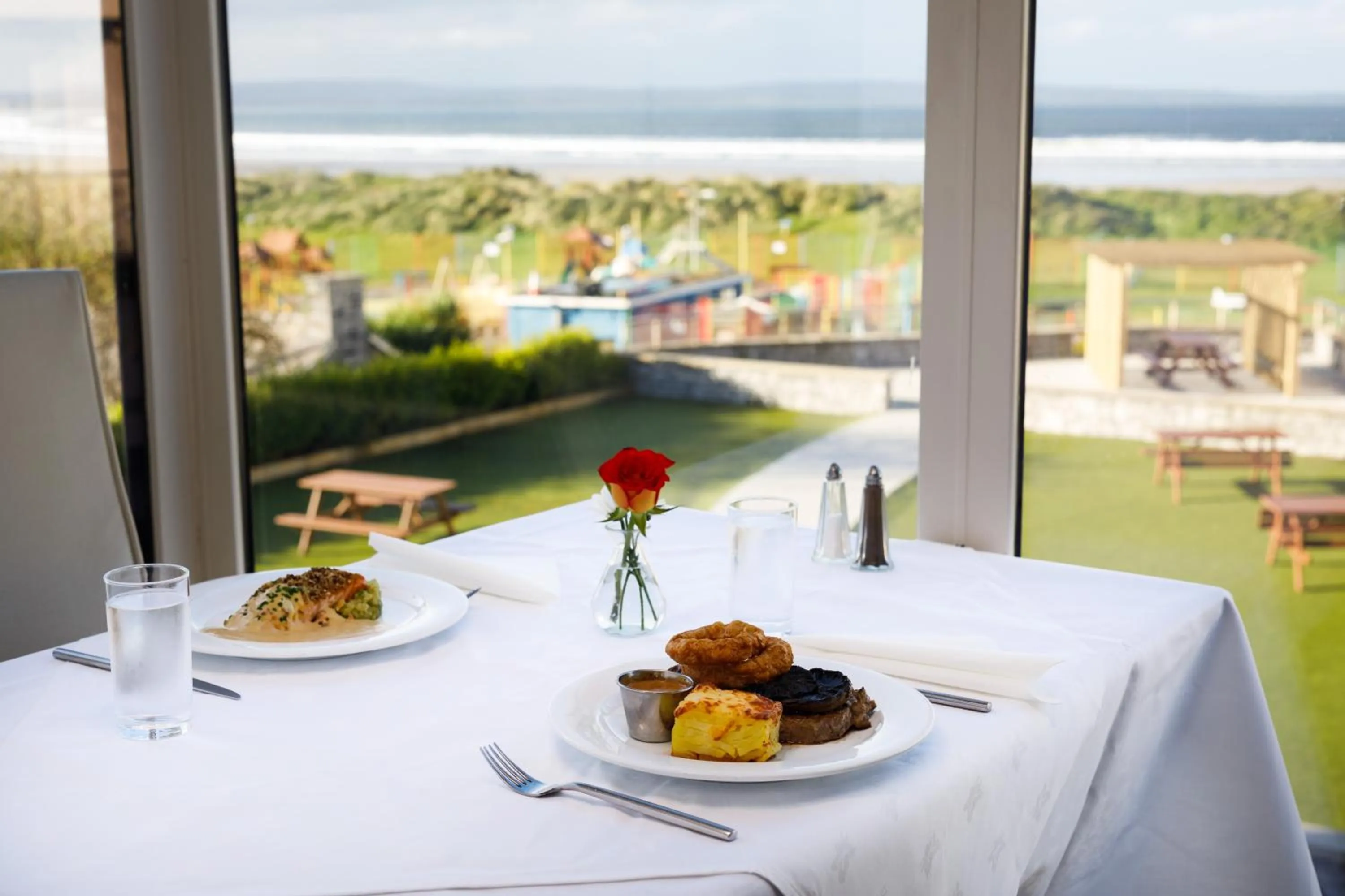 Food and drinks in Ocean Sands Hotel & Spa