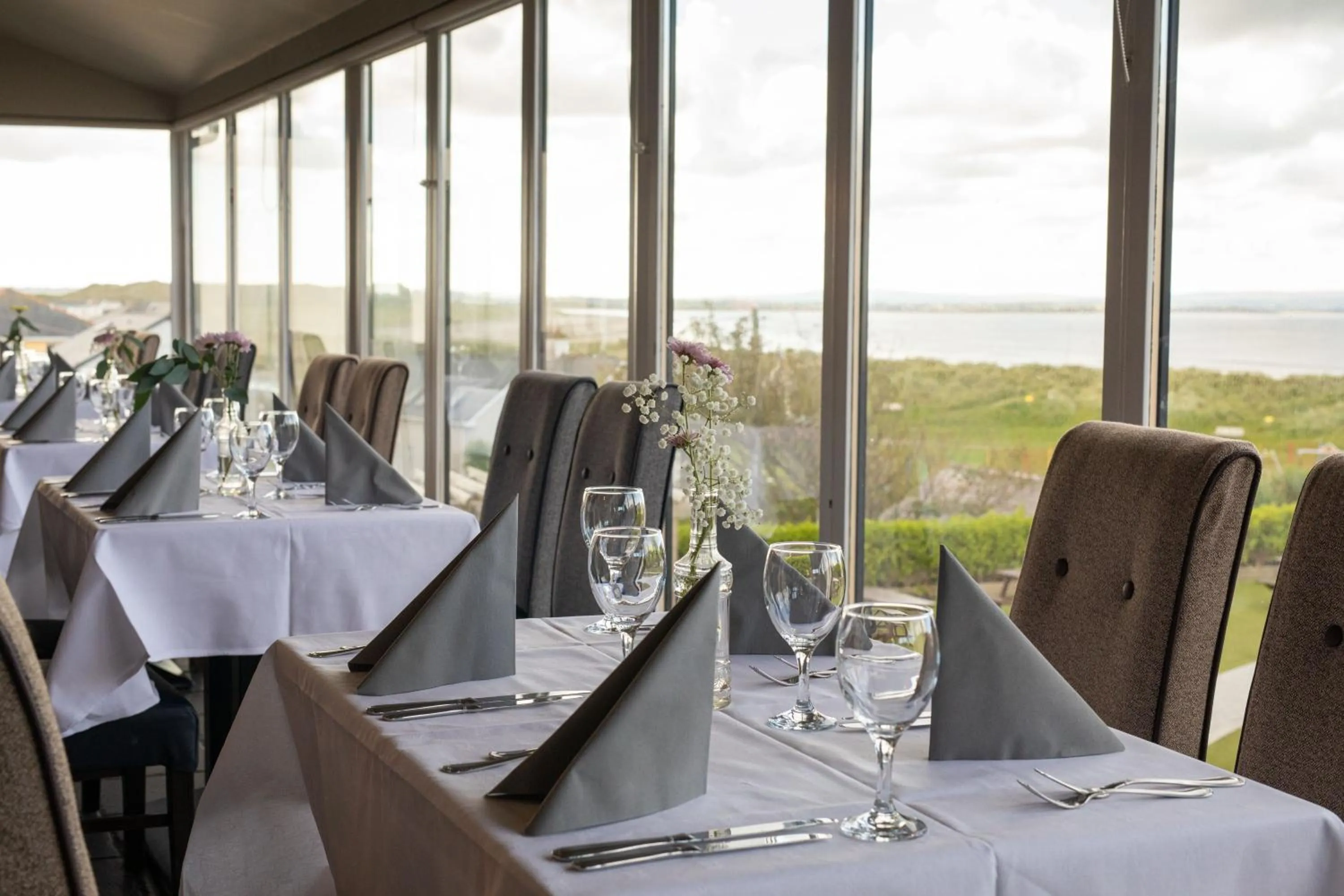 Restaurant/places to eat in Ocean Sands Hotel & Spa