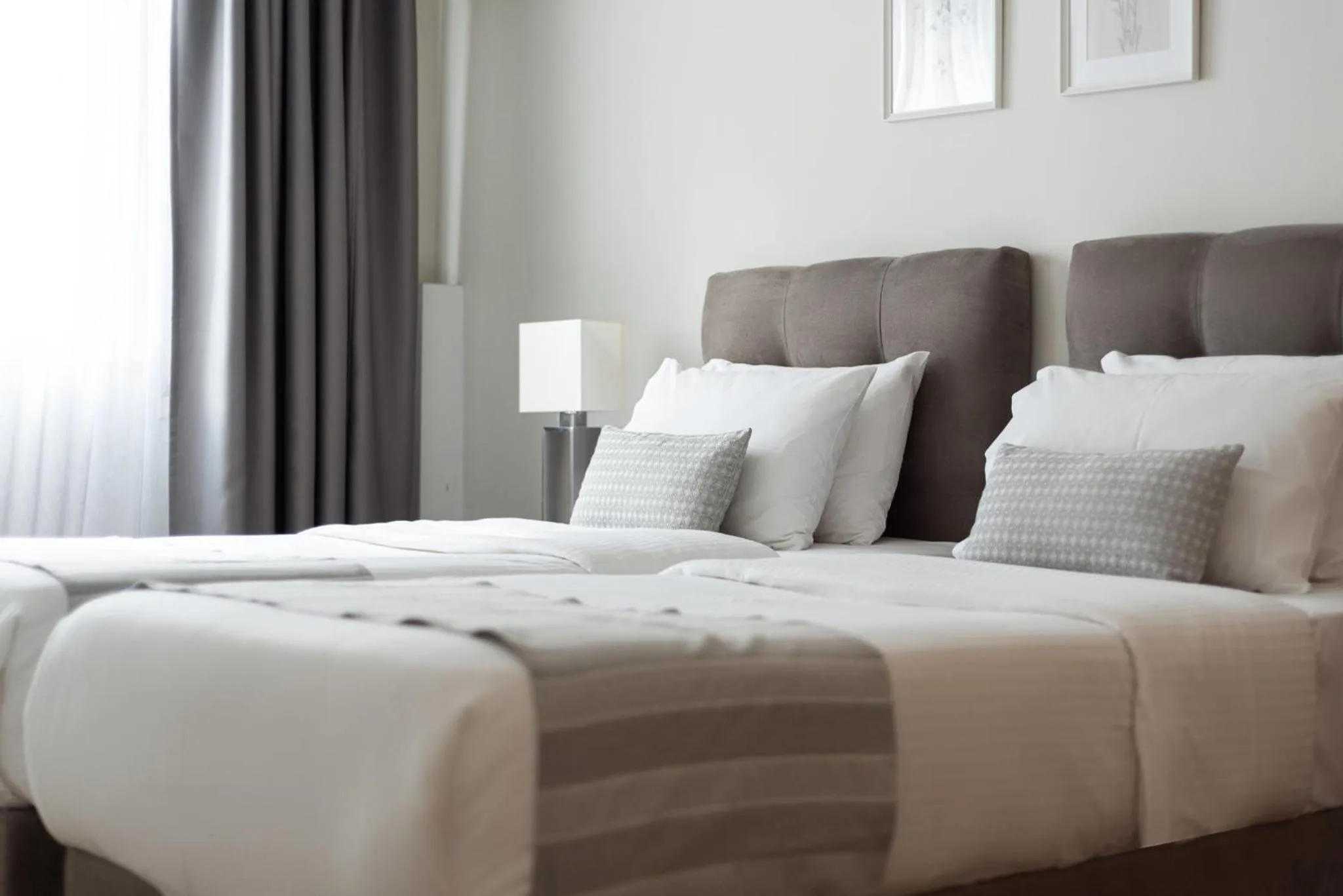 Bed in Syntagma Spotlight Residence