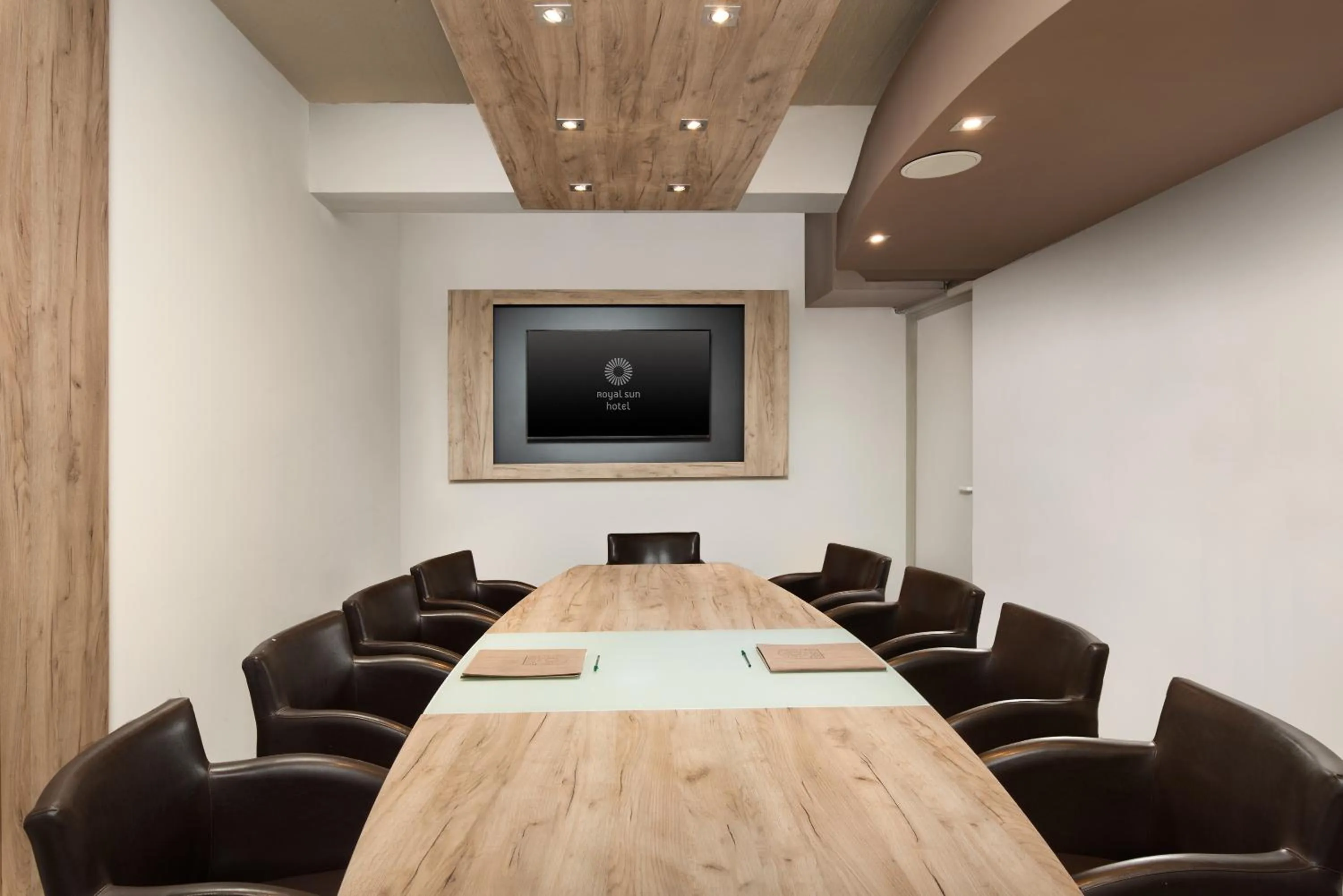 Meeting/conference room in Royal Sun
