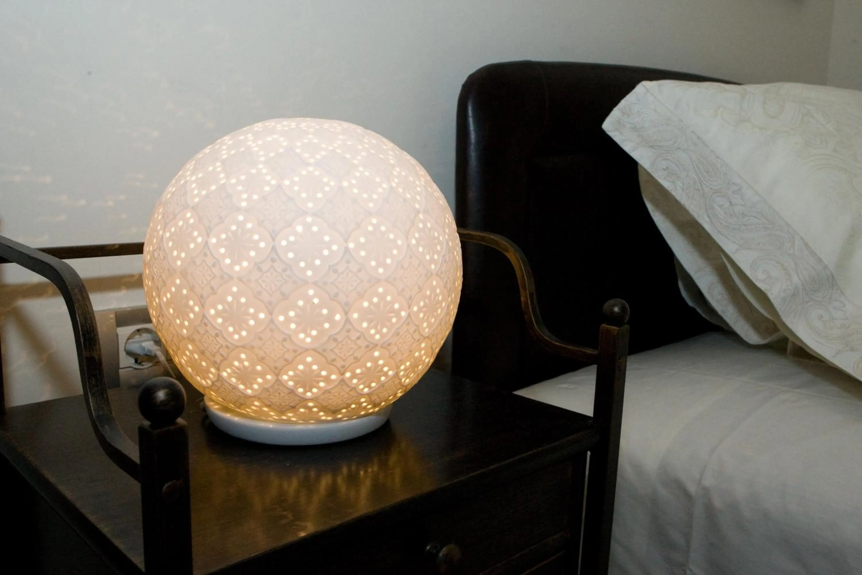 Decorative detail, Bed in Roko House