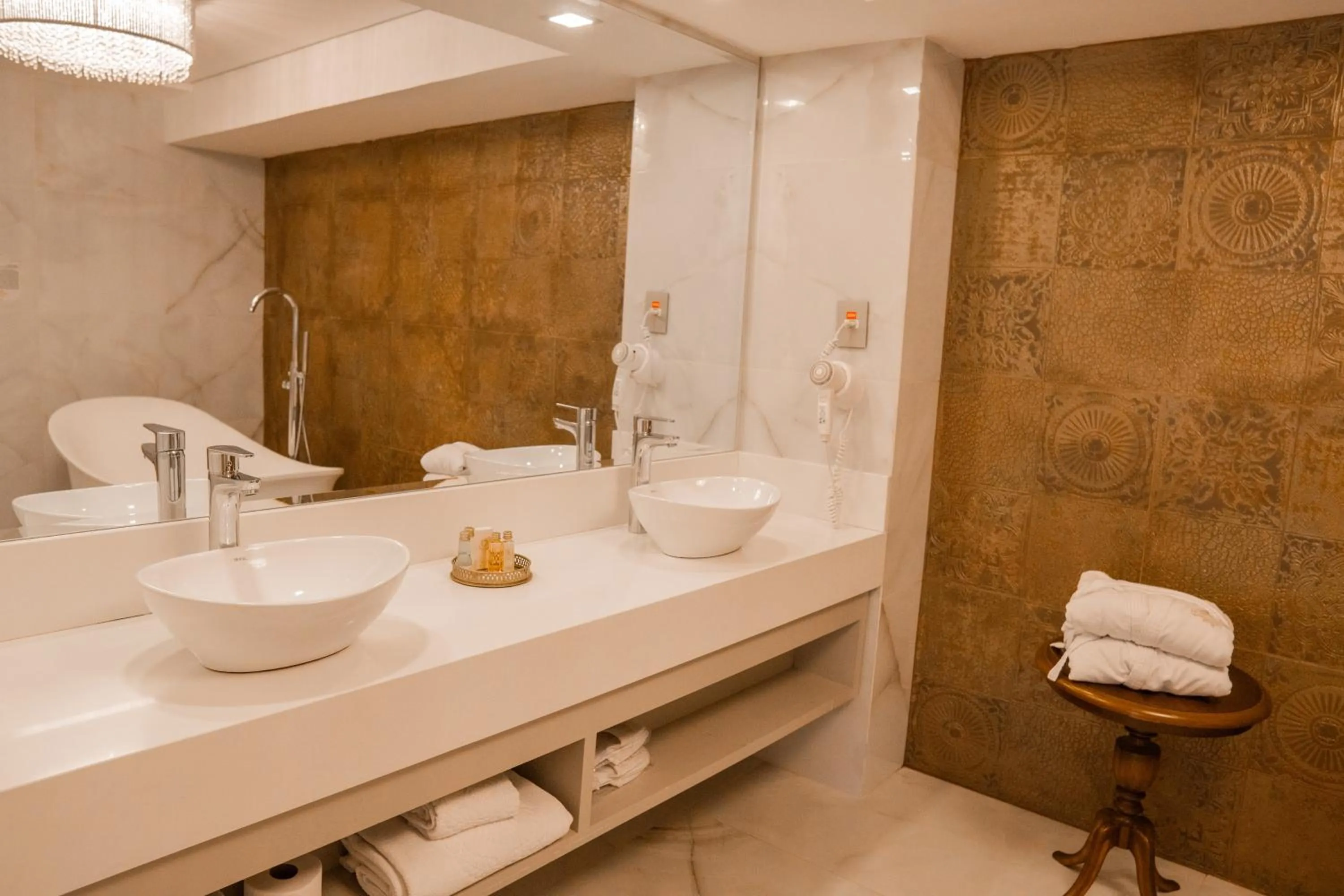 Shower in Daara Transamerica Collection Gramado