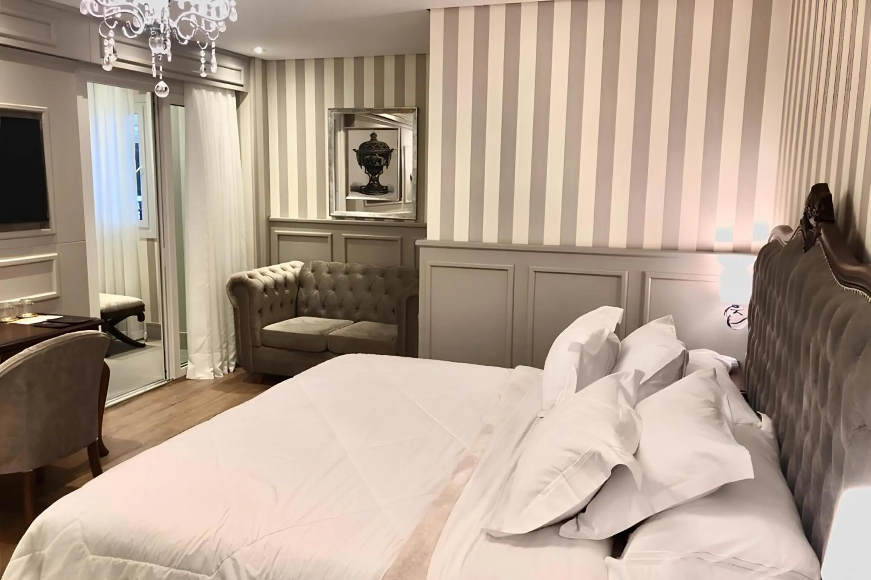 Bed in Daara Transamerica Collection Gramado Bed in Daara Transamerica Collection Gramado