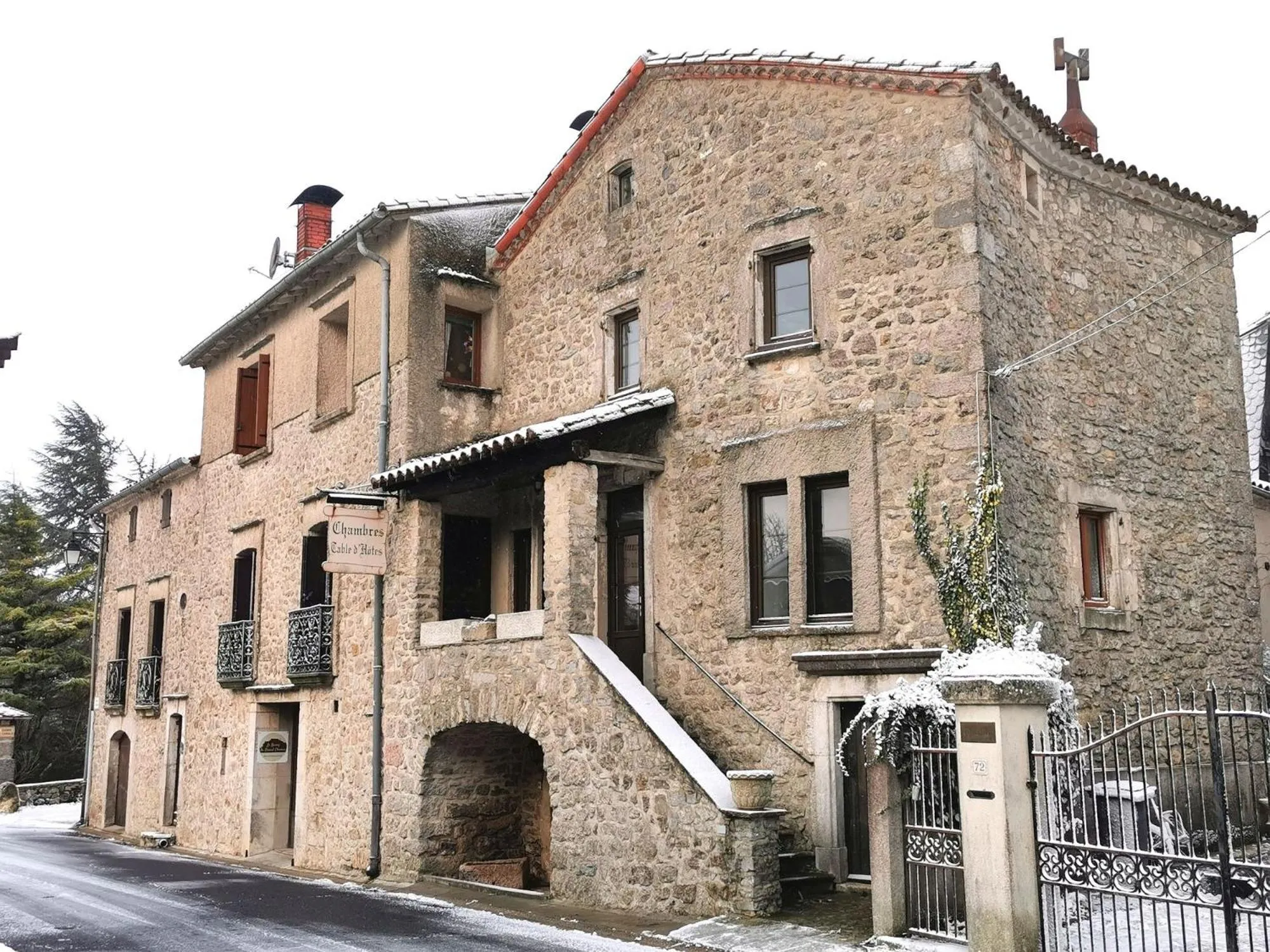 Property building in Le Barry du Grand Chemin