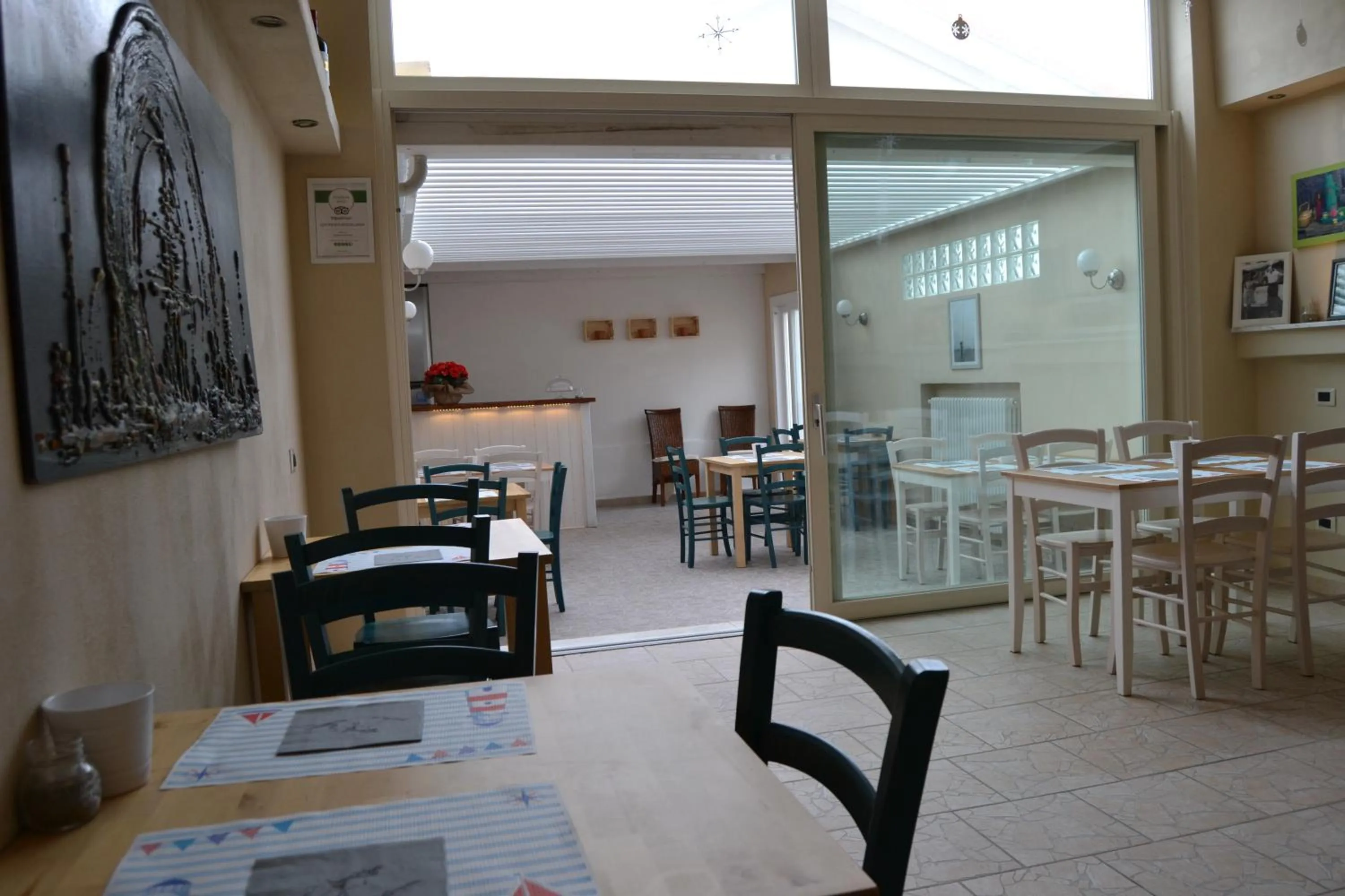 Restaurant/places to eat in B&B Residenza Marina