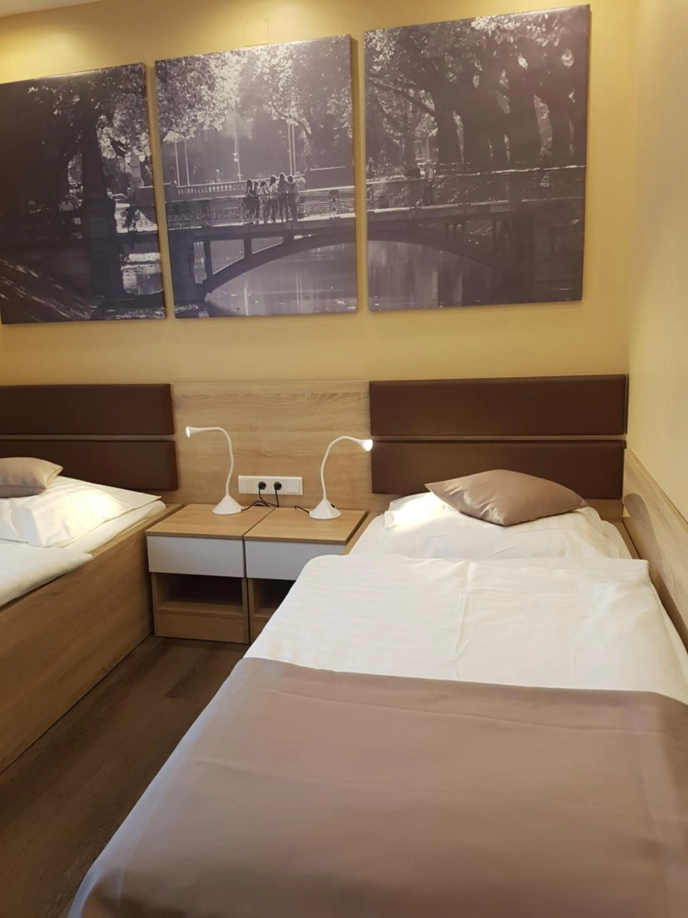 Photo of the whole room, Bed in Hotel Haus Büderich