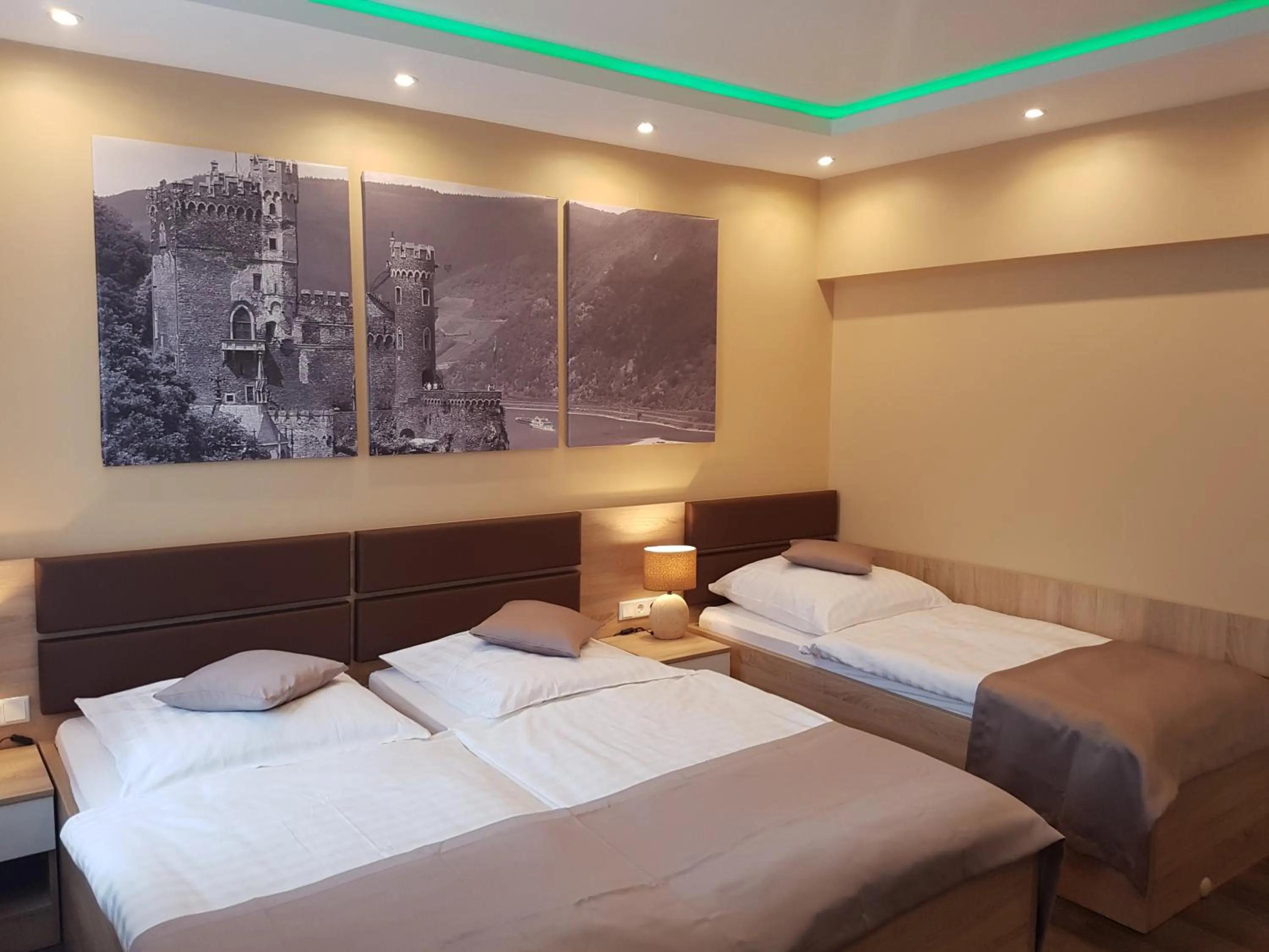 Photo of the whole room, Bed in Hotel Haus Büderich