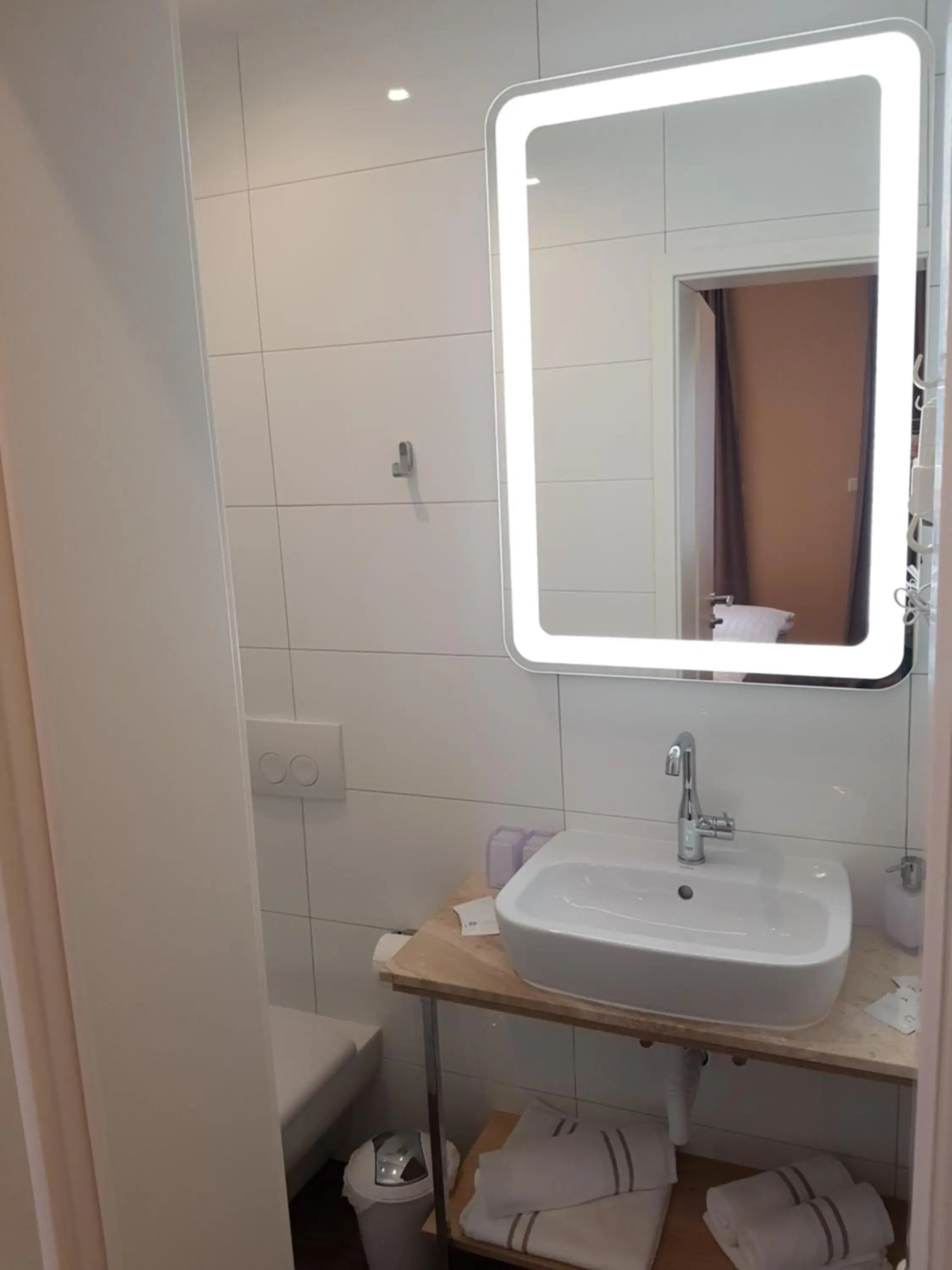 Triple Room - single occupancy in Hotel Haus Büderich Triple Room - single occupancy in Hotel Haus Büderich