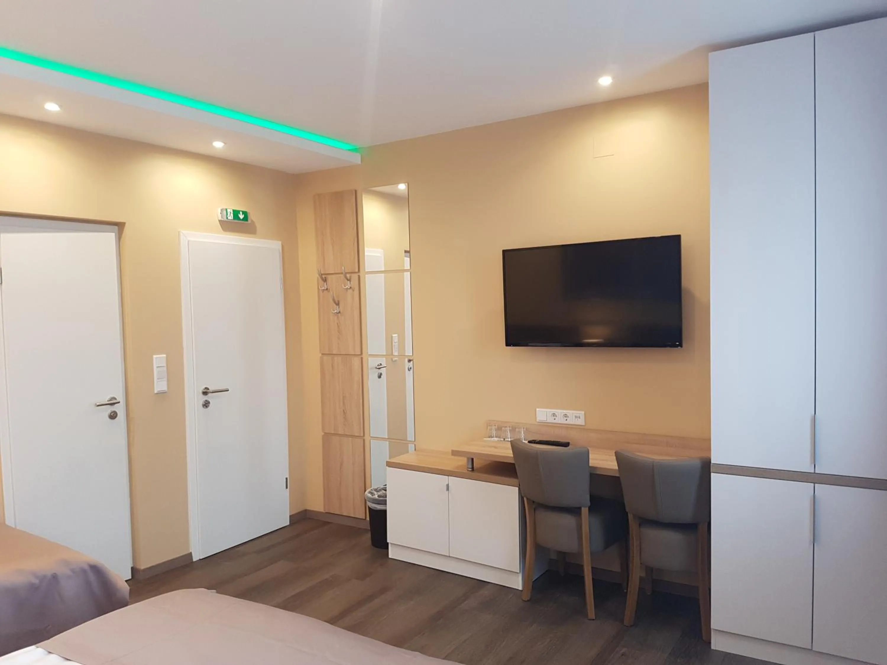 Photo of the whole room in Hotel Haus Büderich