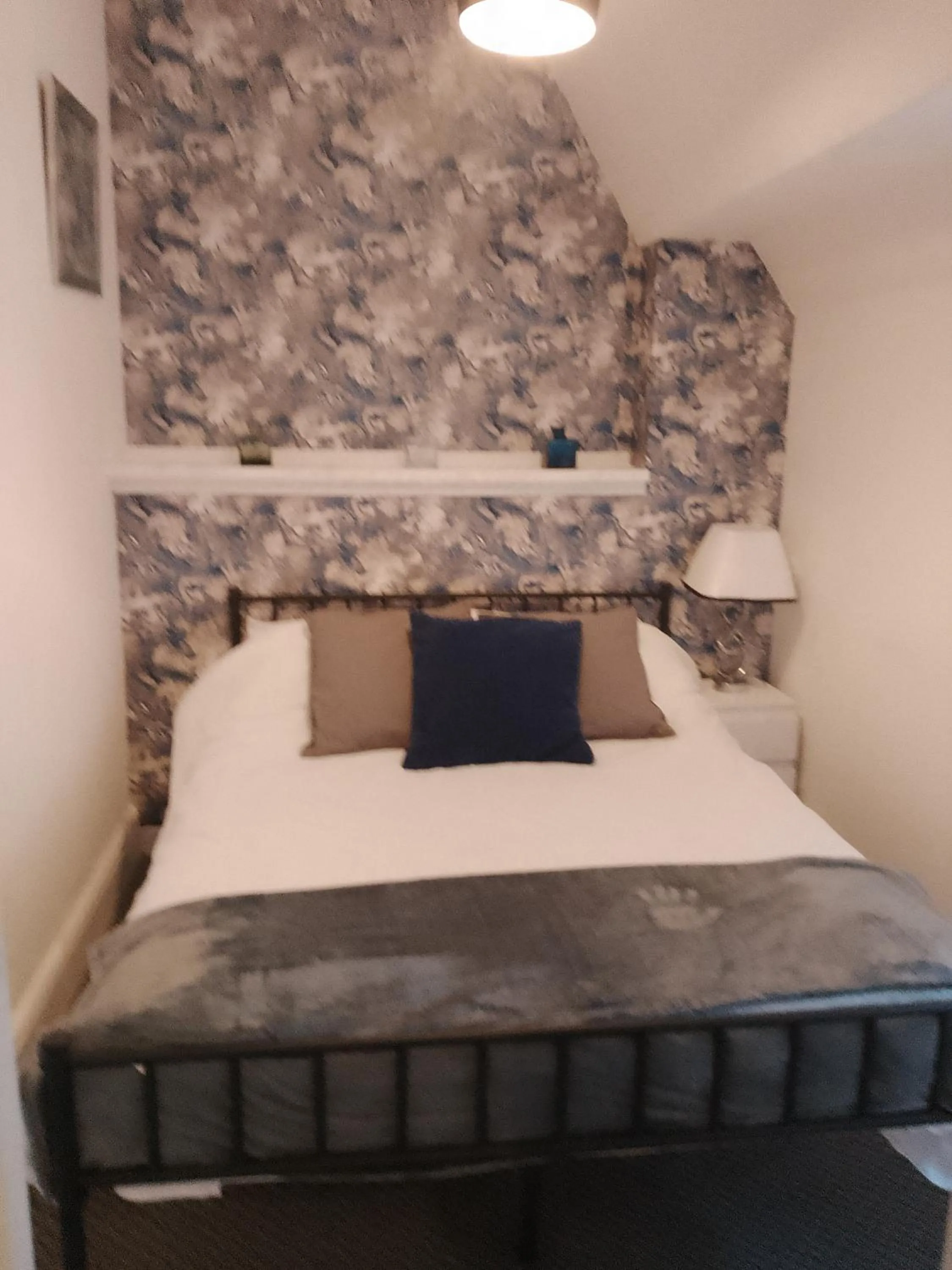 Bed in The braeside families and couples