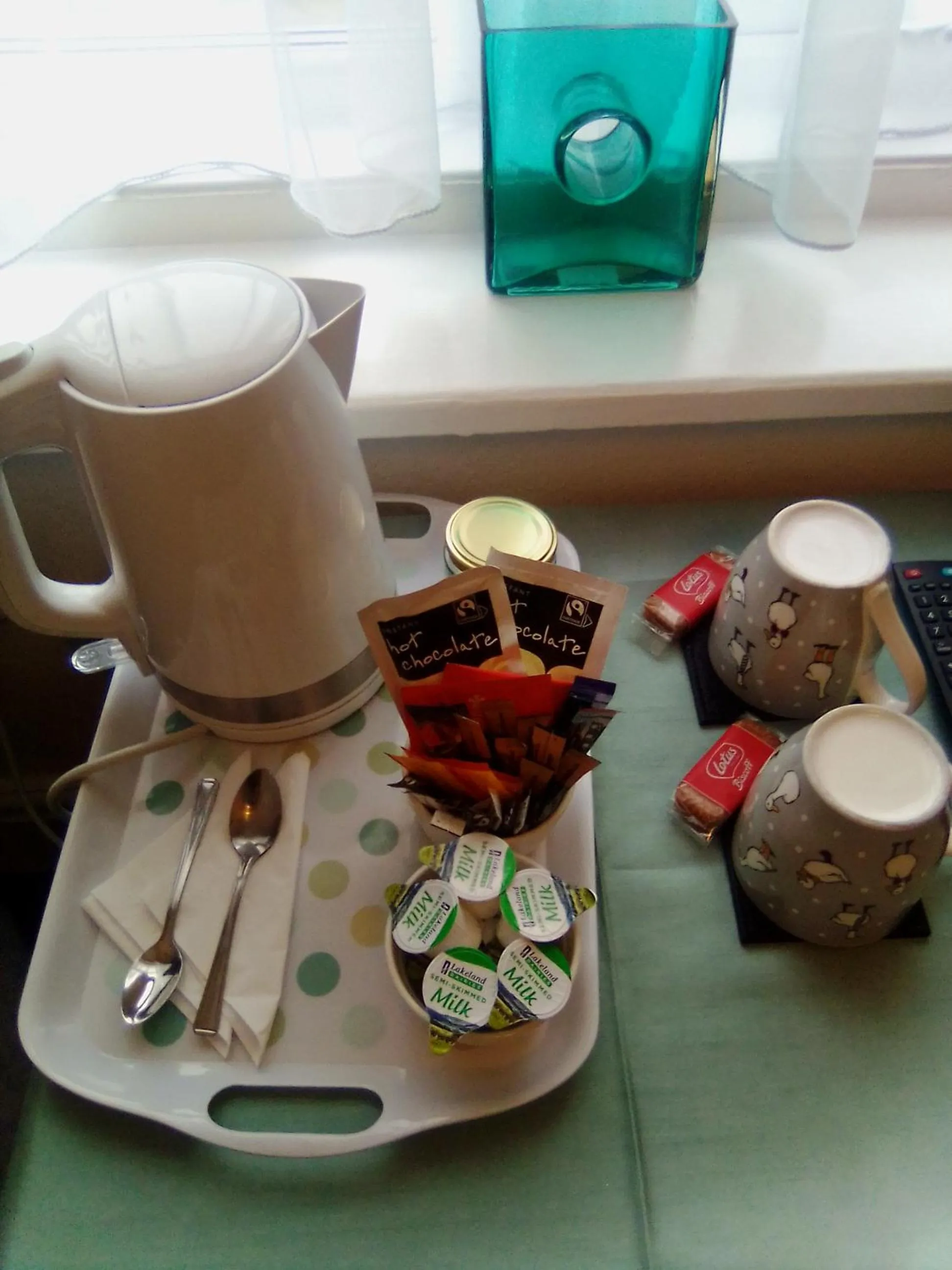 Coffee/tea facilities in The braeside families and couples