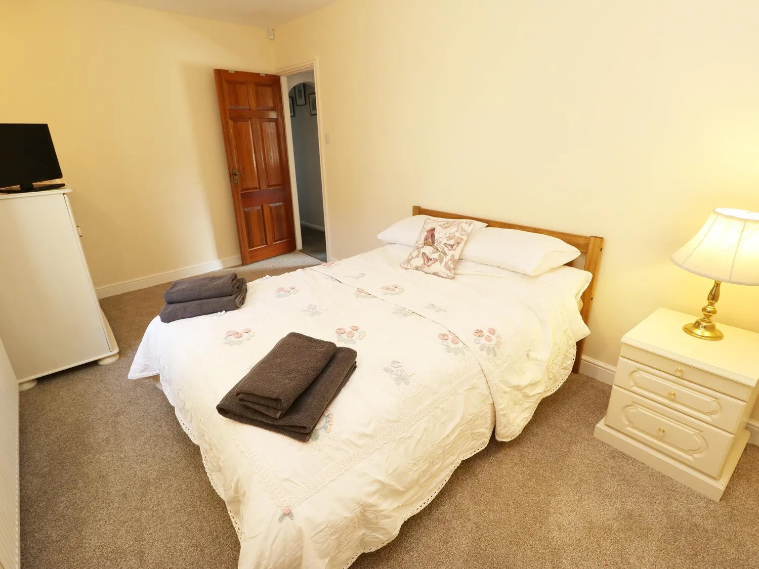 Bed in West End House