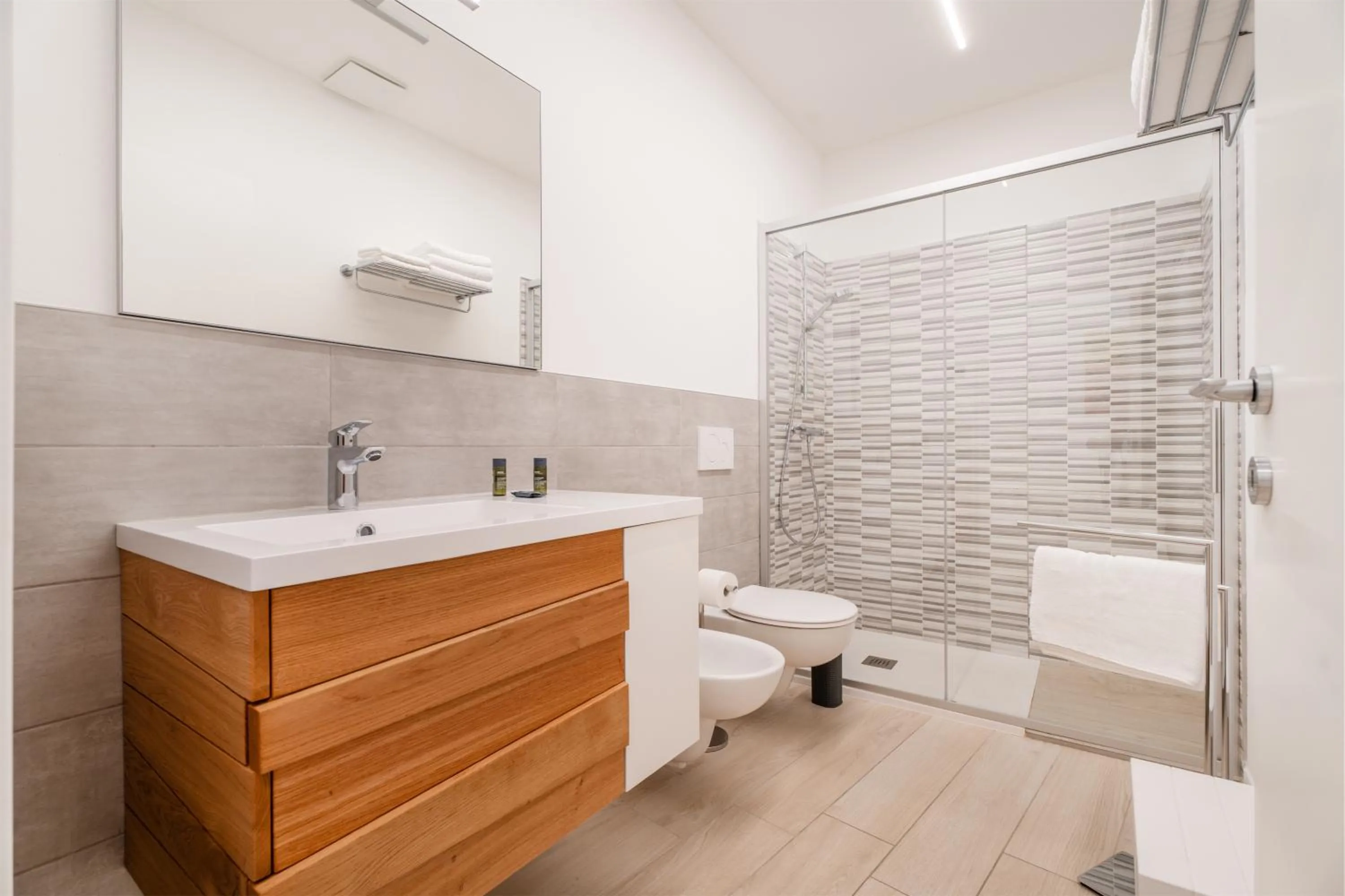 Shower in Residence Villa degli Aranci