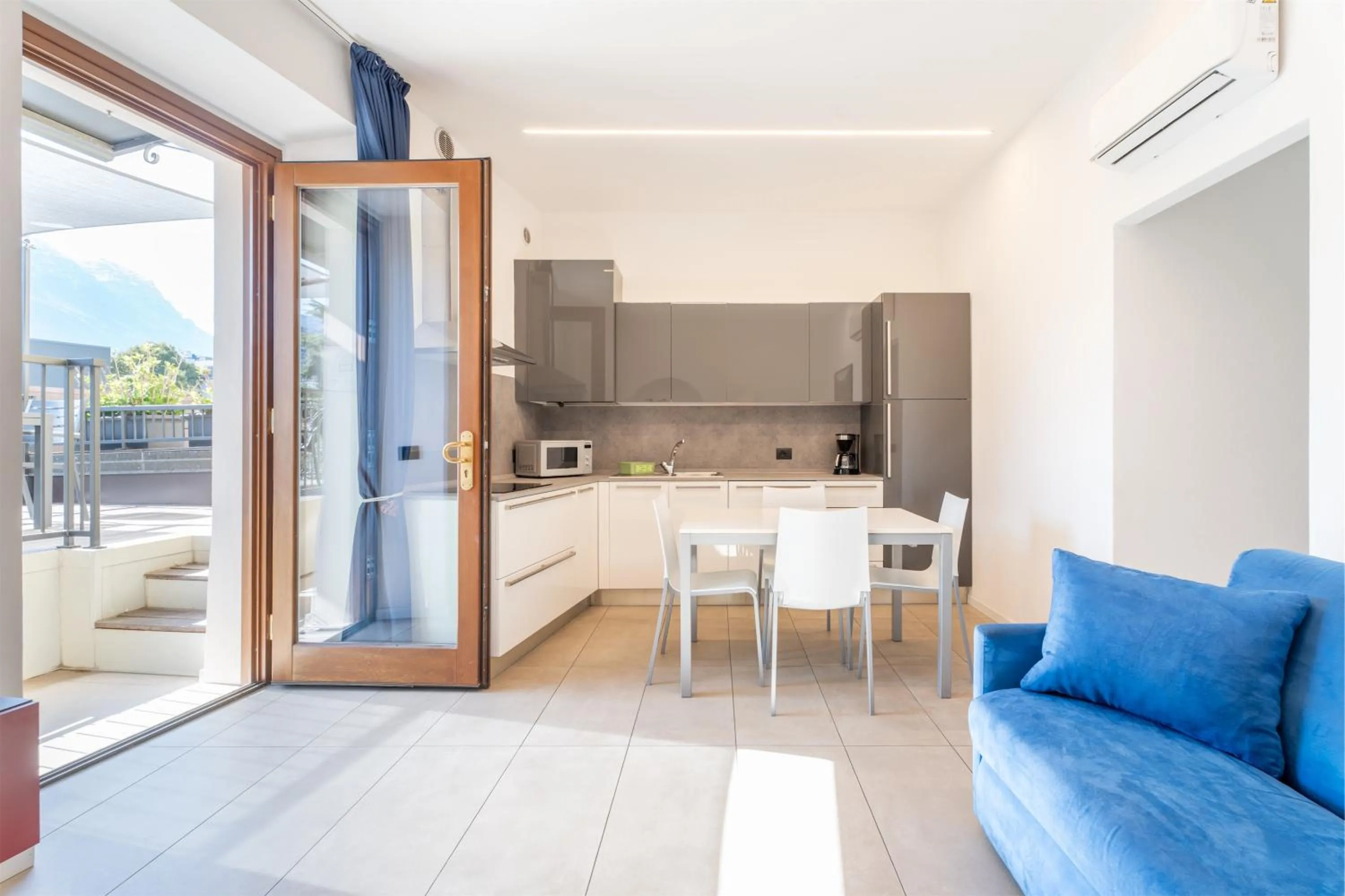 Kitchen or kitchenette in Residence Villa degli Aranci