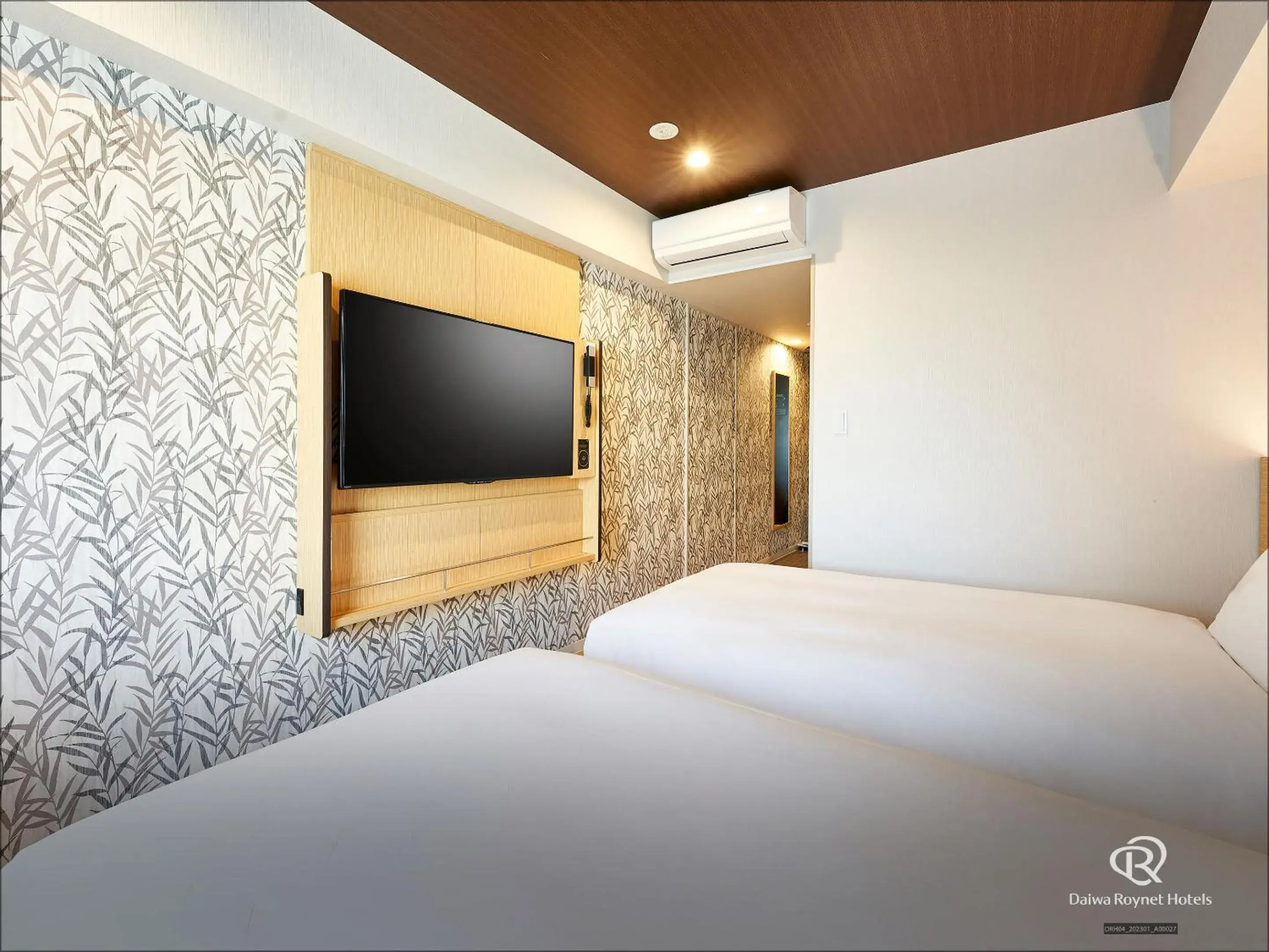 Bed in Daiwa Roynet Hotel Nagoya Fushimi Bed in Daiwa Roynet Hotel Nagoya Fushimi