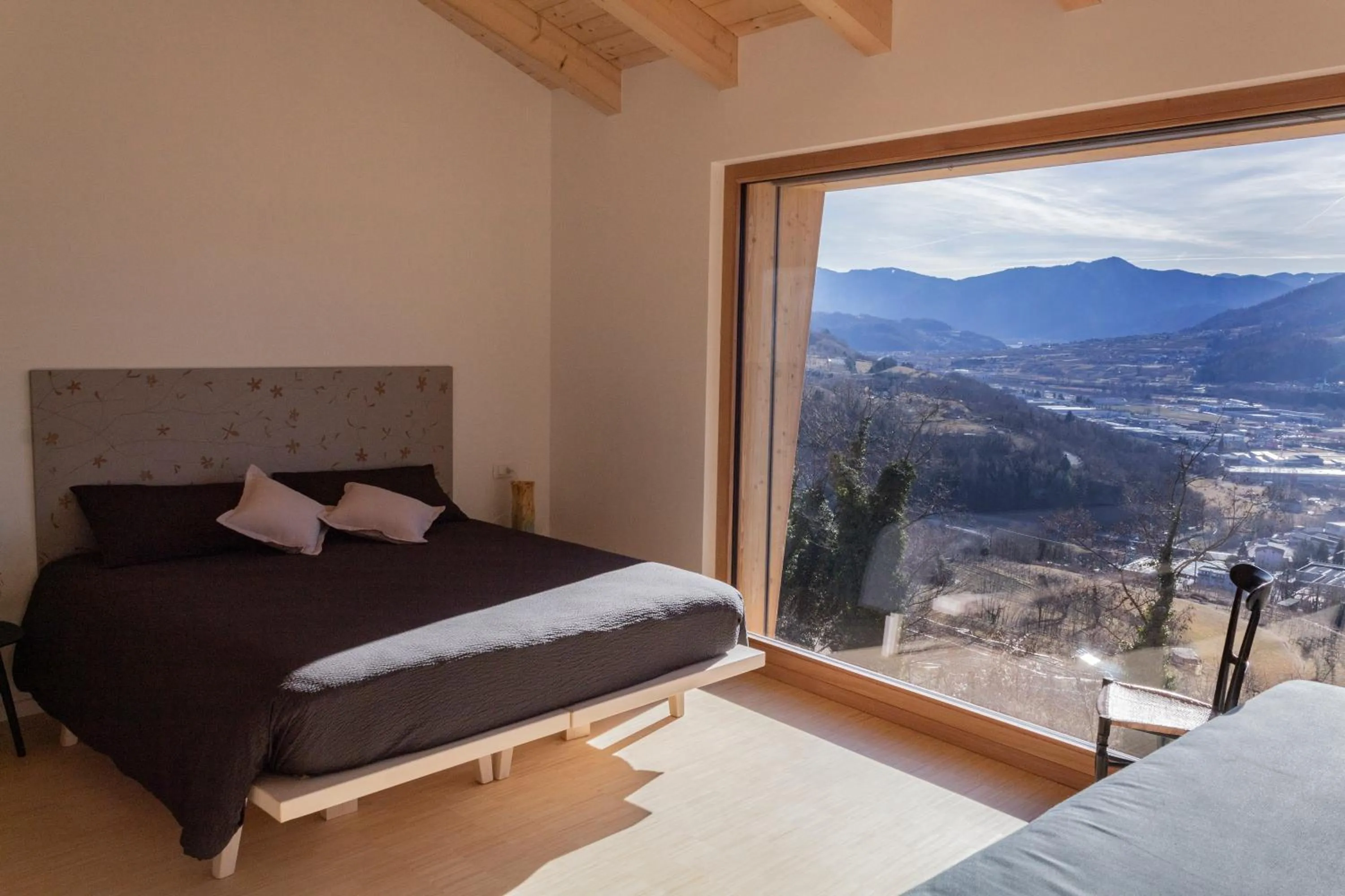 Mountain view, Bed in Maso al Sole Agriturismo