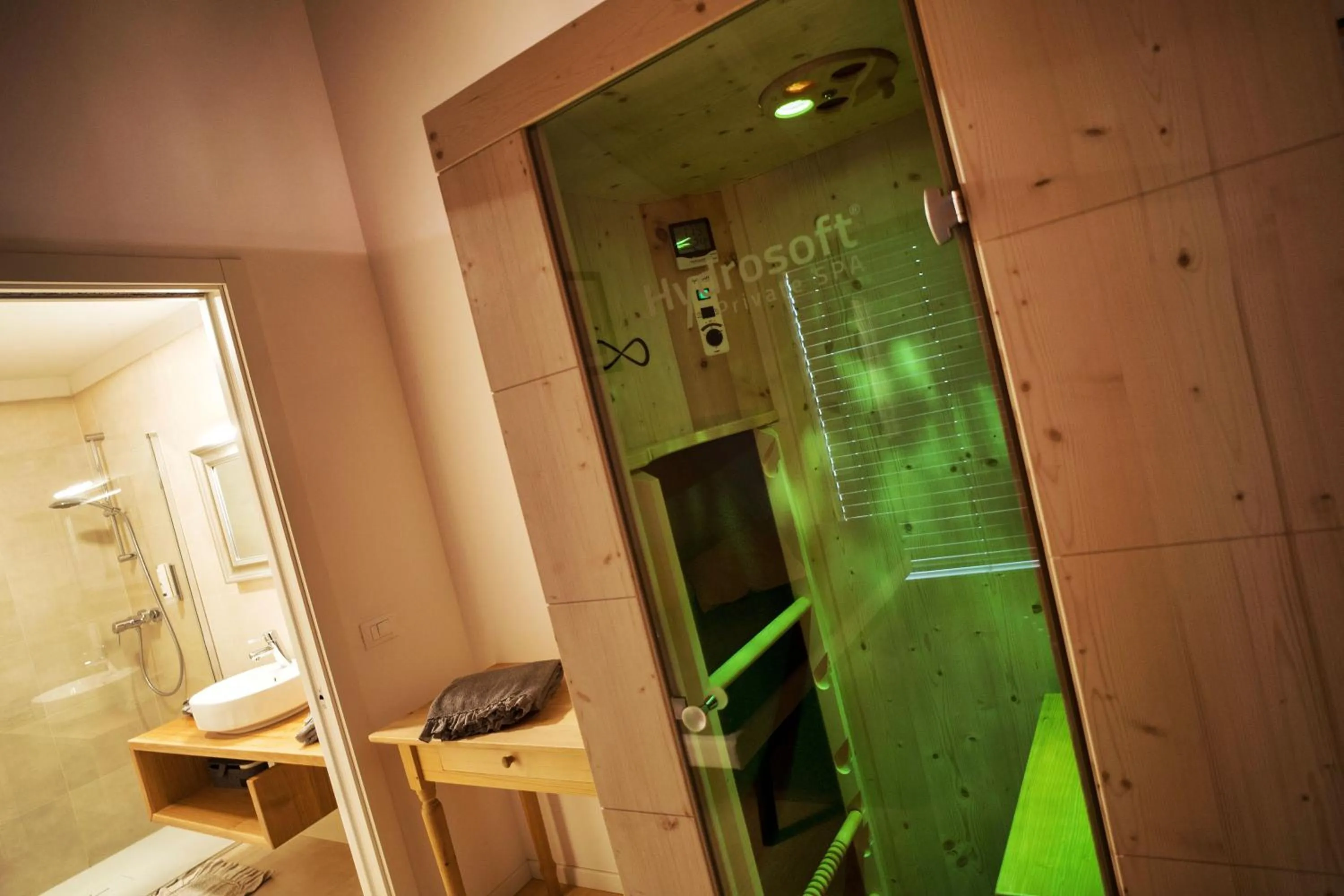 Hot Tub in Maso al Sole Agriturismo