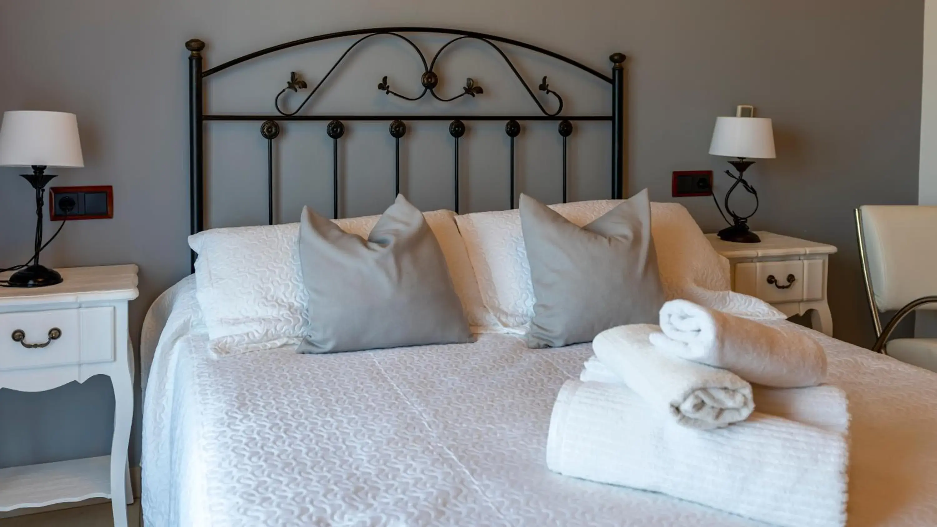 Double Room in Hotel El Rullo Double Room in Hotel El Rullo