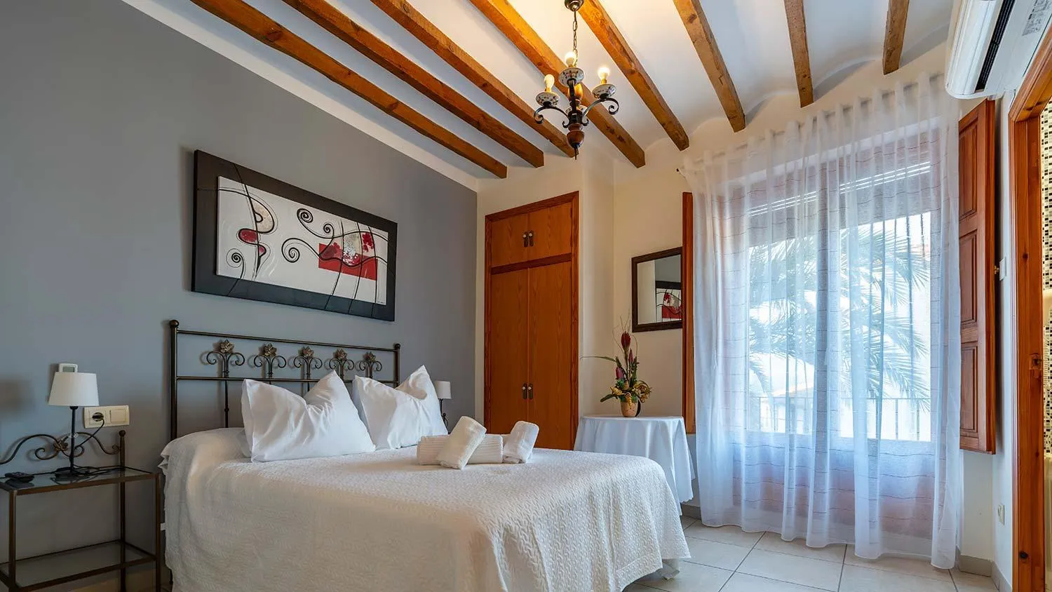 Bed in Hotel El Rullo