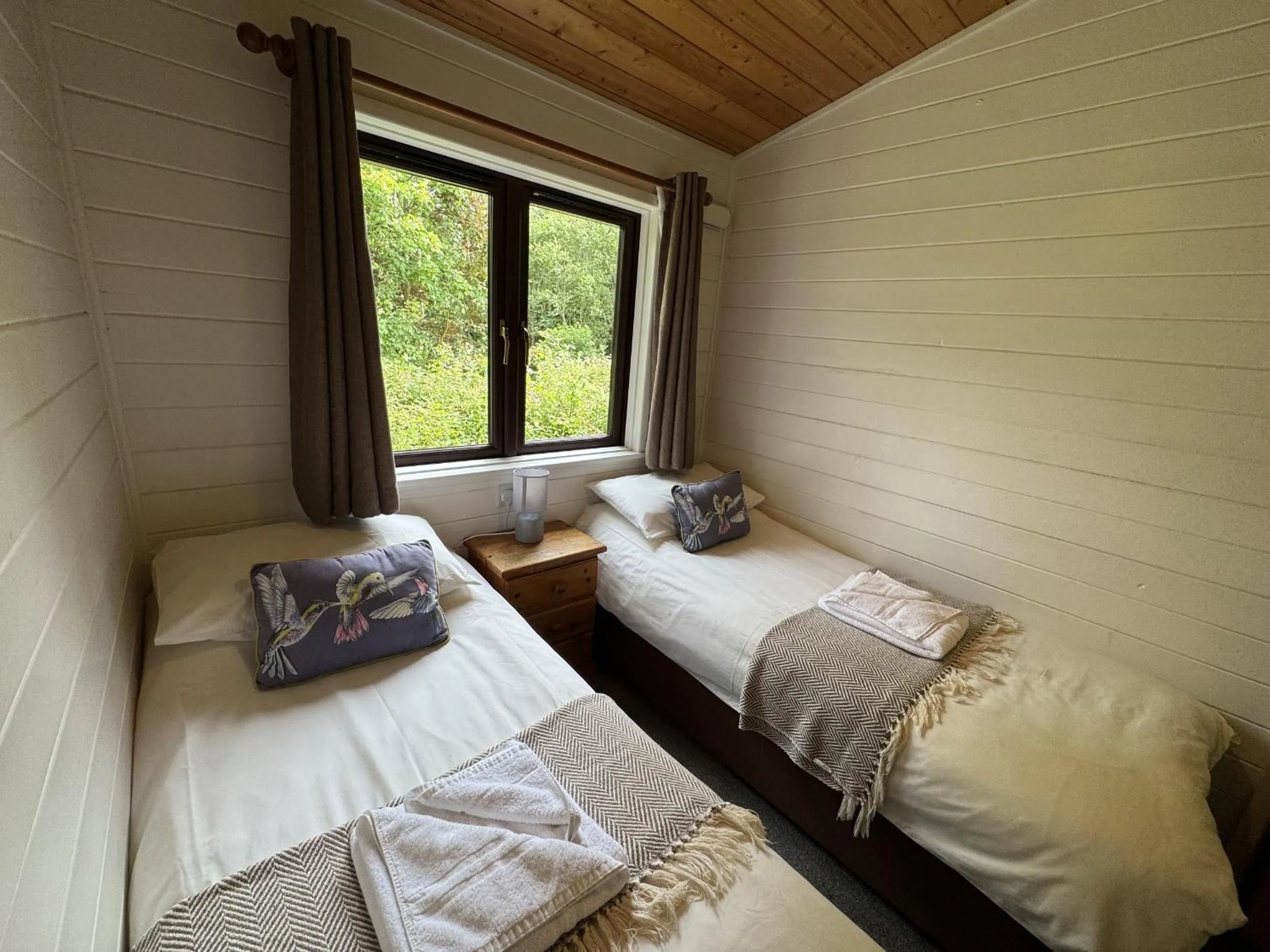 Property building, Bed in Willow Lodge