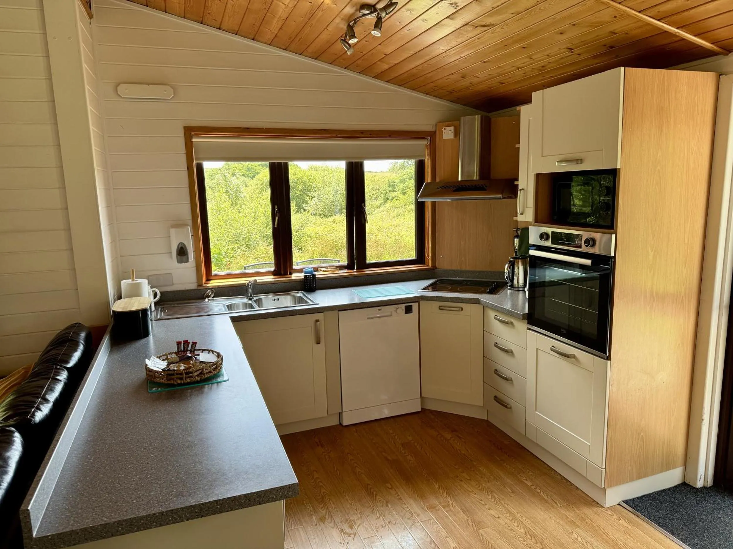 Property building in Willow Lodge